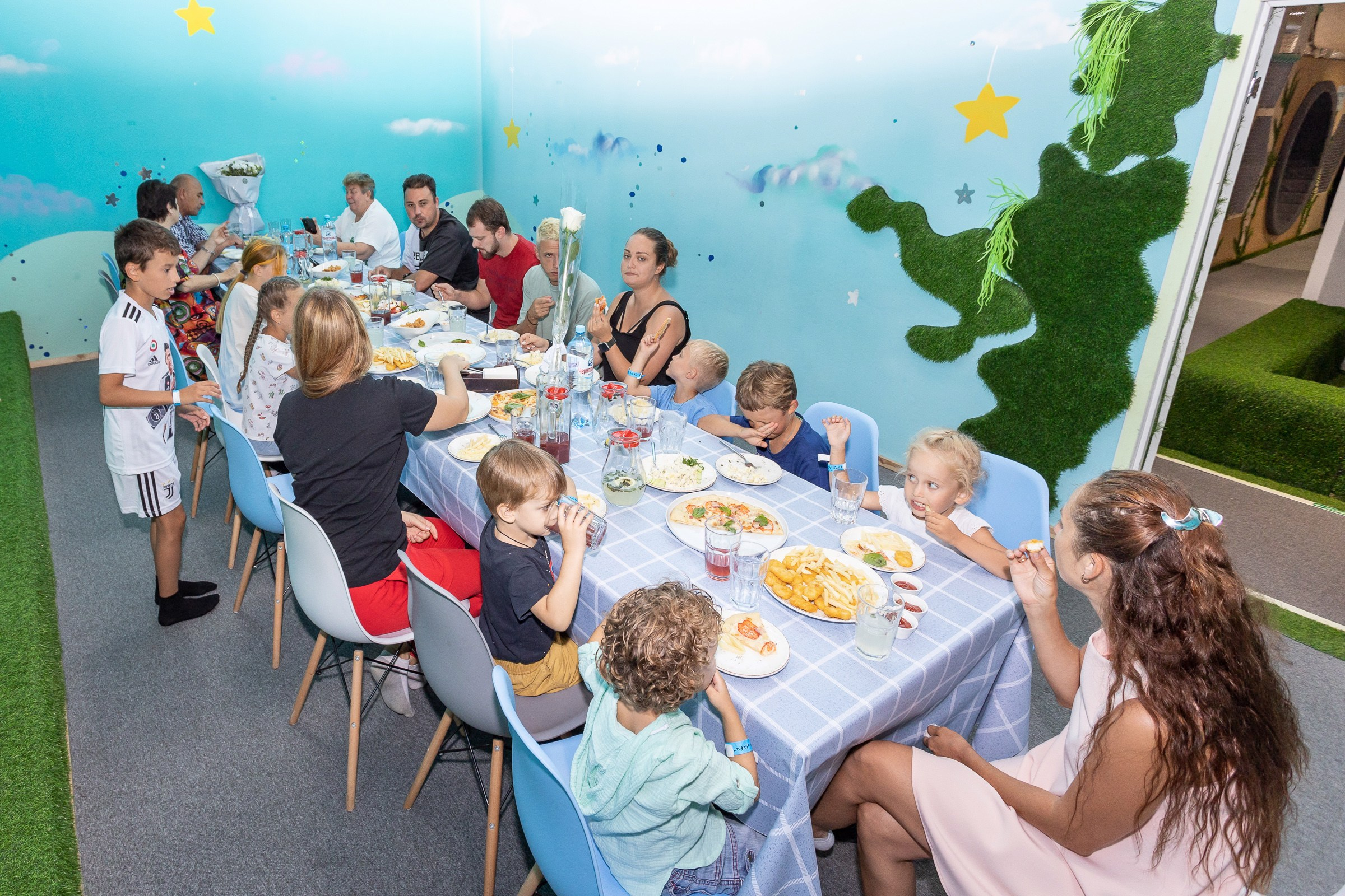 Съемка детского дня рождения Краснодар. Выпускные альбомы Майкоп, Краснодар Елена Золотарева