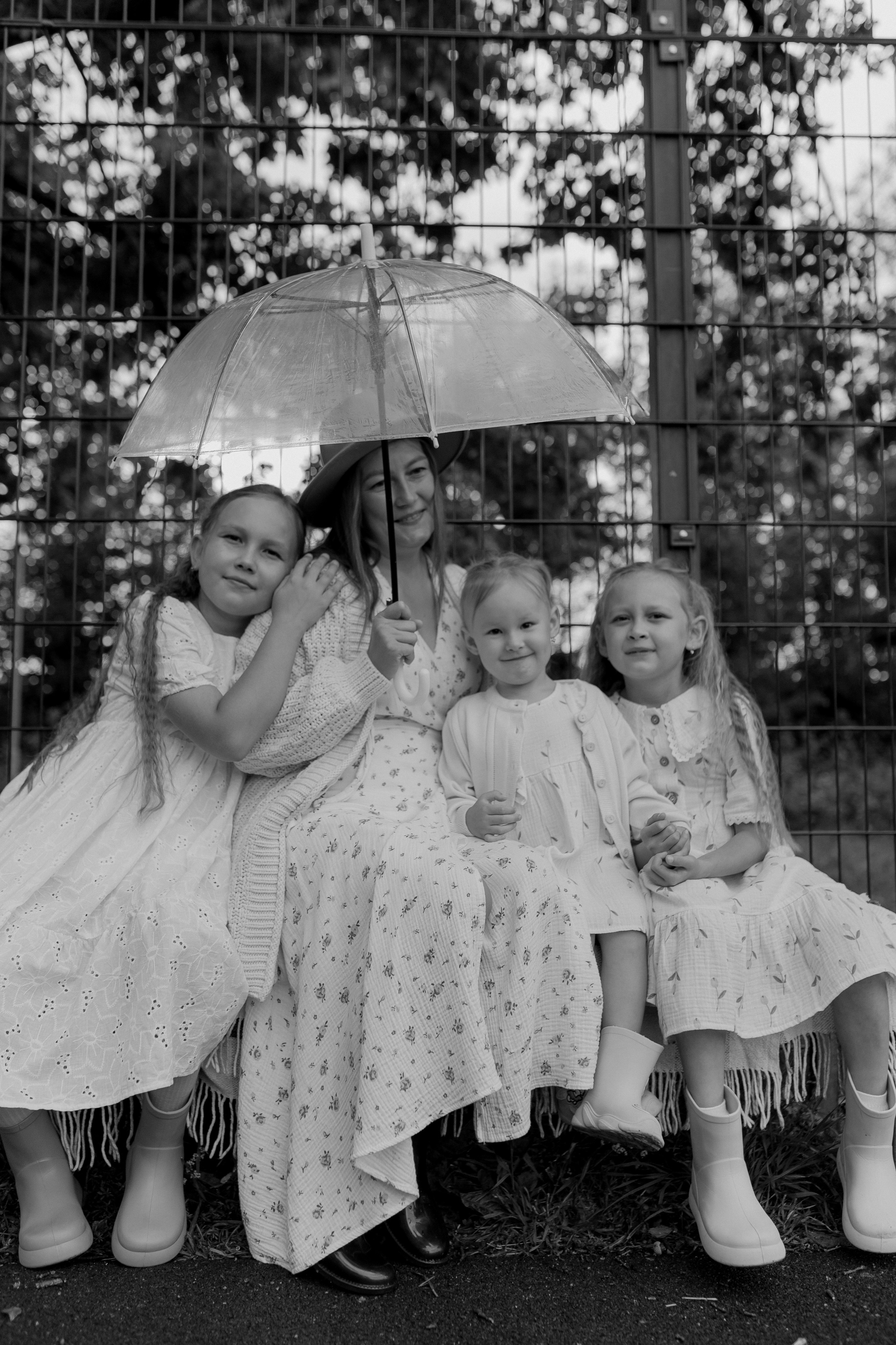 Мама Алина, Маша, Дина и Анечка. Фотограф Татьяна Семенова