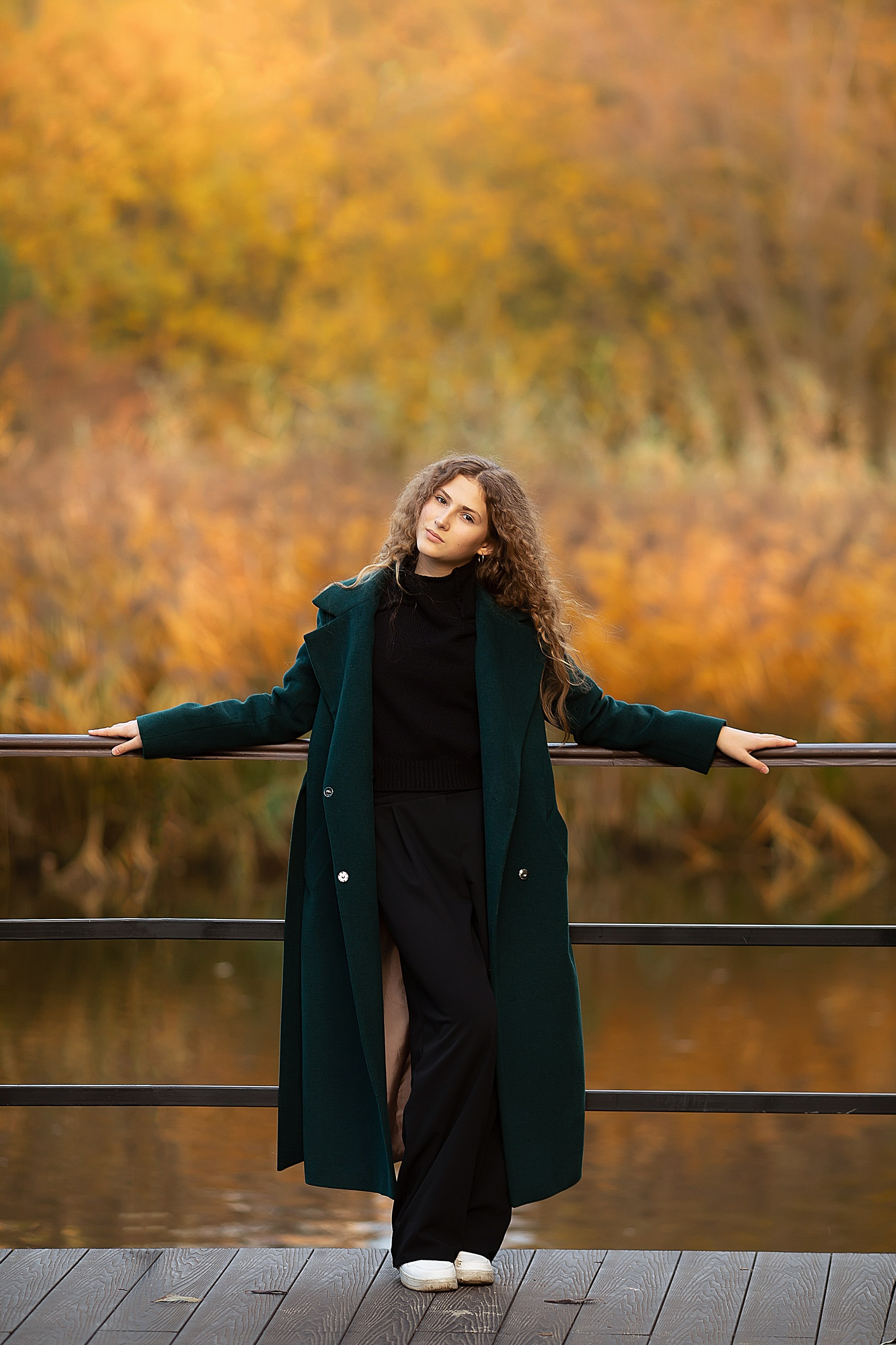 Осенняя гармония: Лиза и природа. Главная