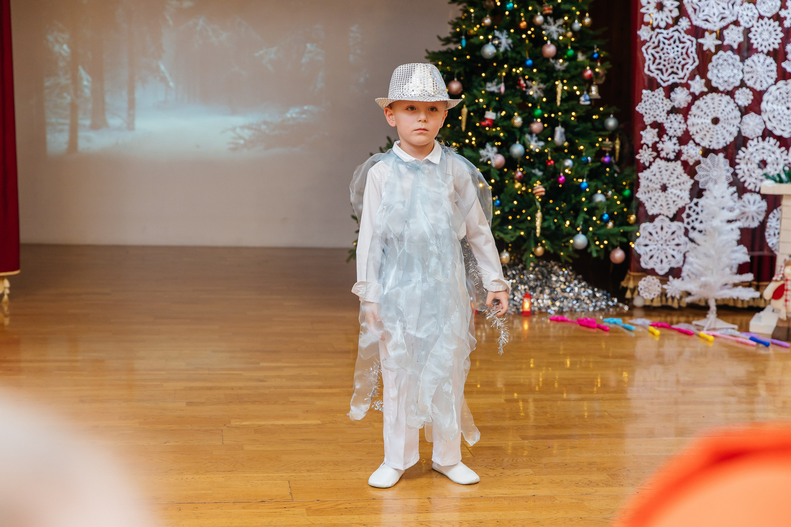 Детский сад № 93 — Утренник (27.12.2024). Свадебный и семейный фотограф Крамар Наталья