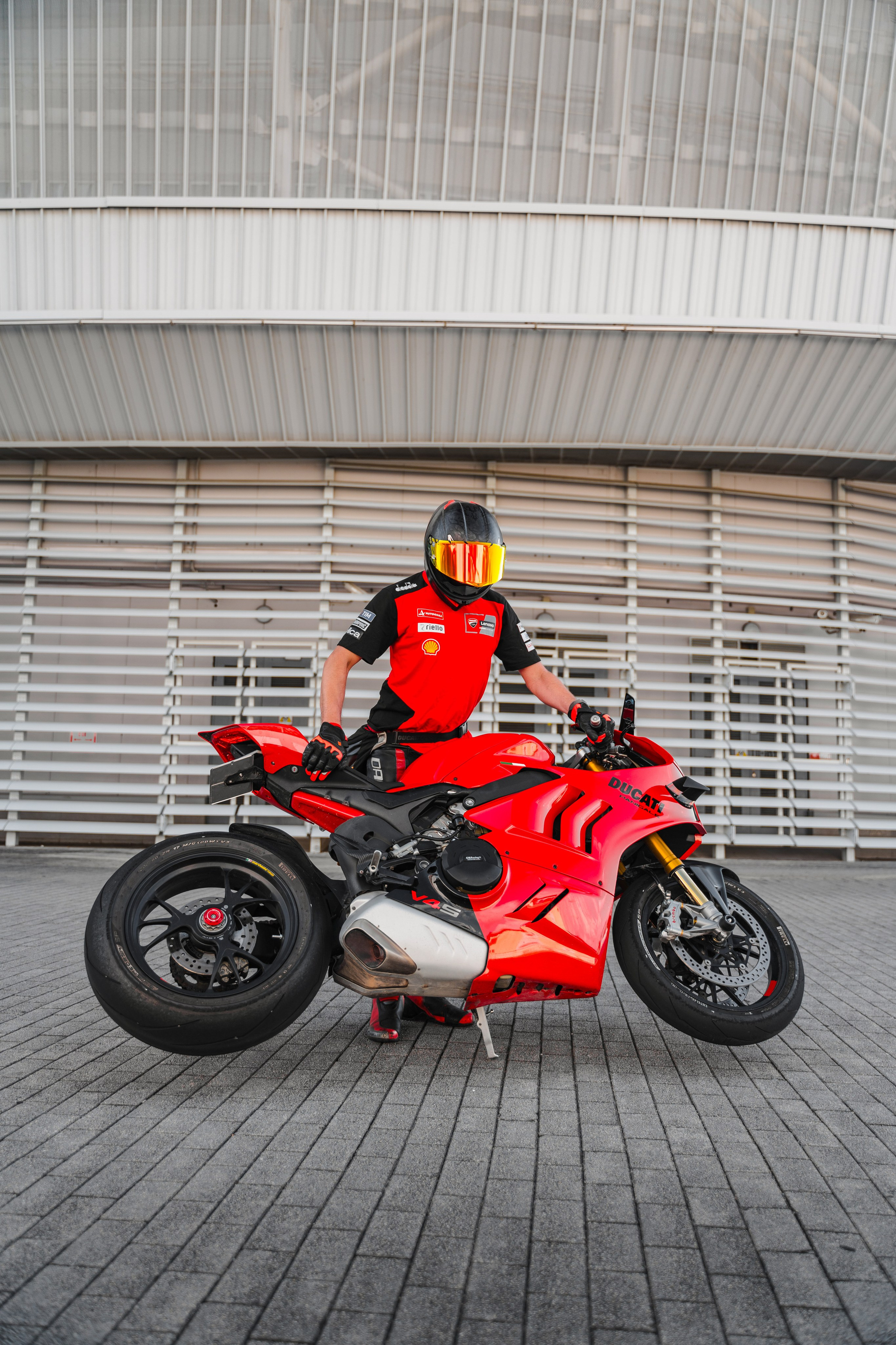 Ducati V4s. Автомобильный и просто лучший фотограф в Сочи Nikita No Name