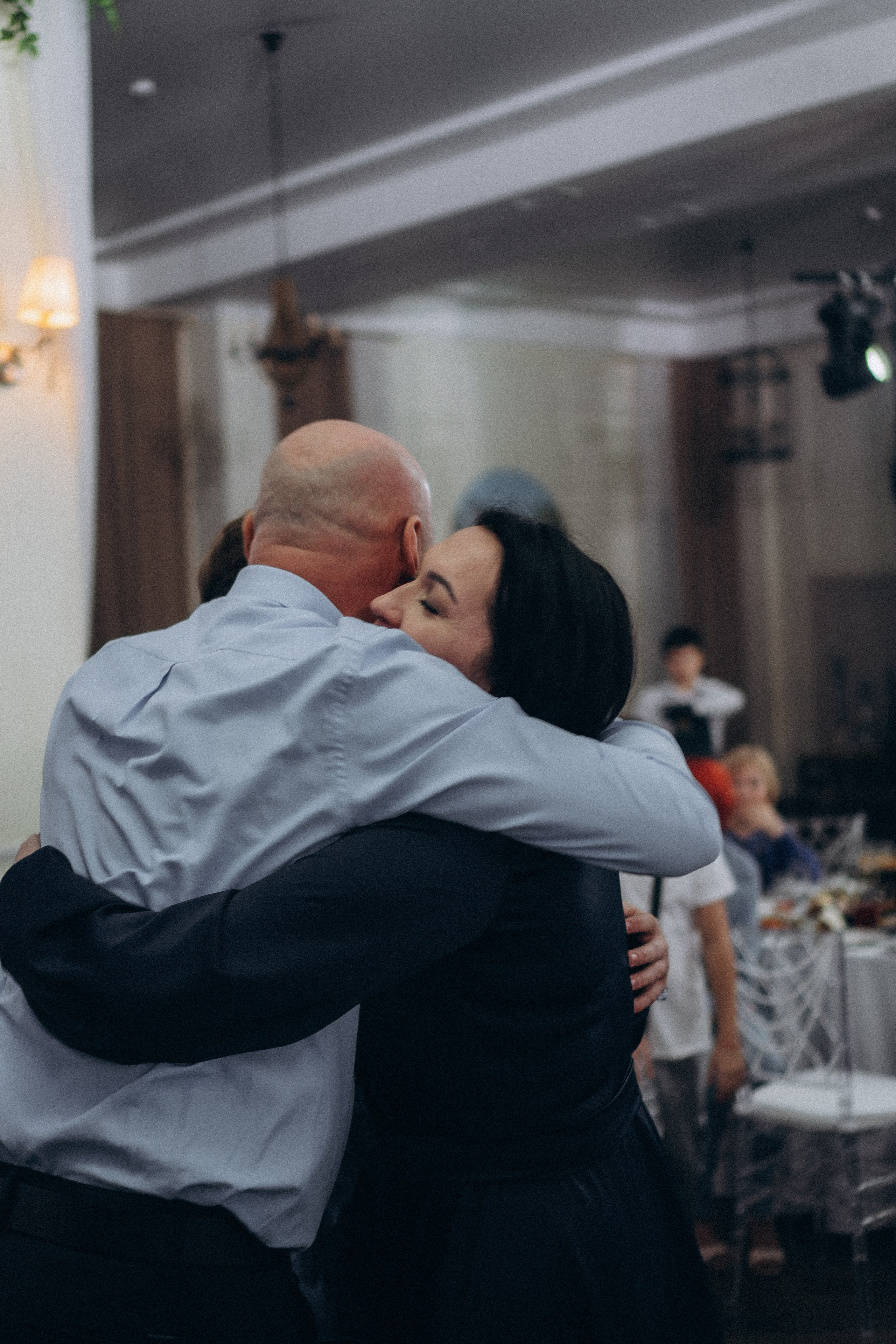 СВАДЕБНАЯ СЬЕМКА СБОРОВ В ОТЕЛЕ И ВЫЕЗД НА ЦЕРЕМОНИЮ (СНЯТО В СИБИРЕ В НИЖНЕВАРТОВСКЕ). Профессиональный фотограф, Санкт-Петербург — Виктория Богомолова