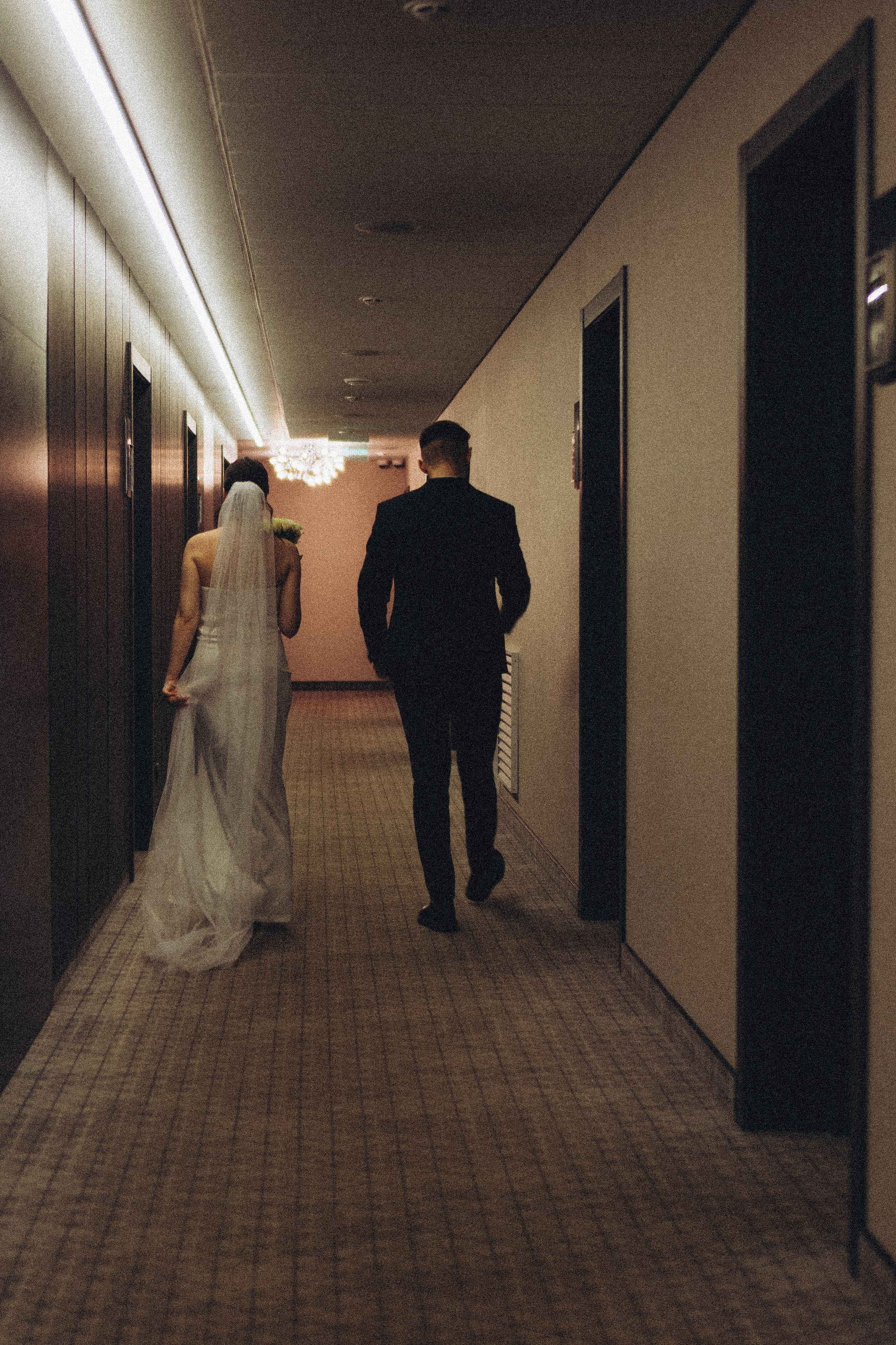 СВАДЕБНАЯ СЬЕМКА СБОРОВ ЖЕНИХА И НЕВЕСТЫ В ОТЕЛЕ И ТАКЖЕ ФОТОСЕССИИЯ В ОТЕЛЕЕ МЕГАПОЛИС БРЯНСК. Профессиональный фотограф, Санкт-Петербург — Виктория Богомолова