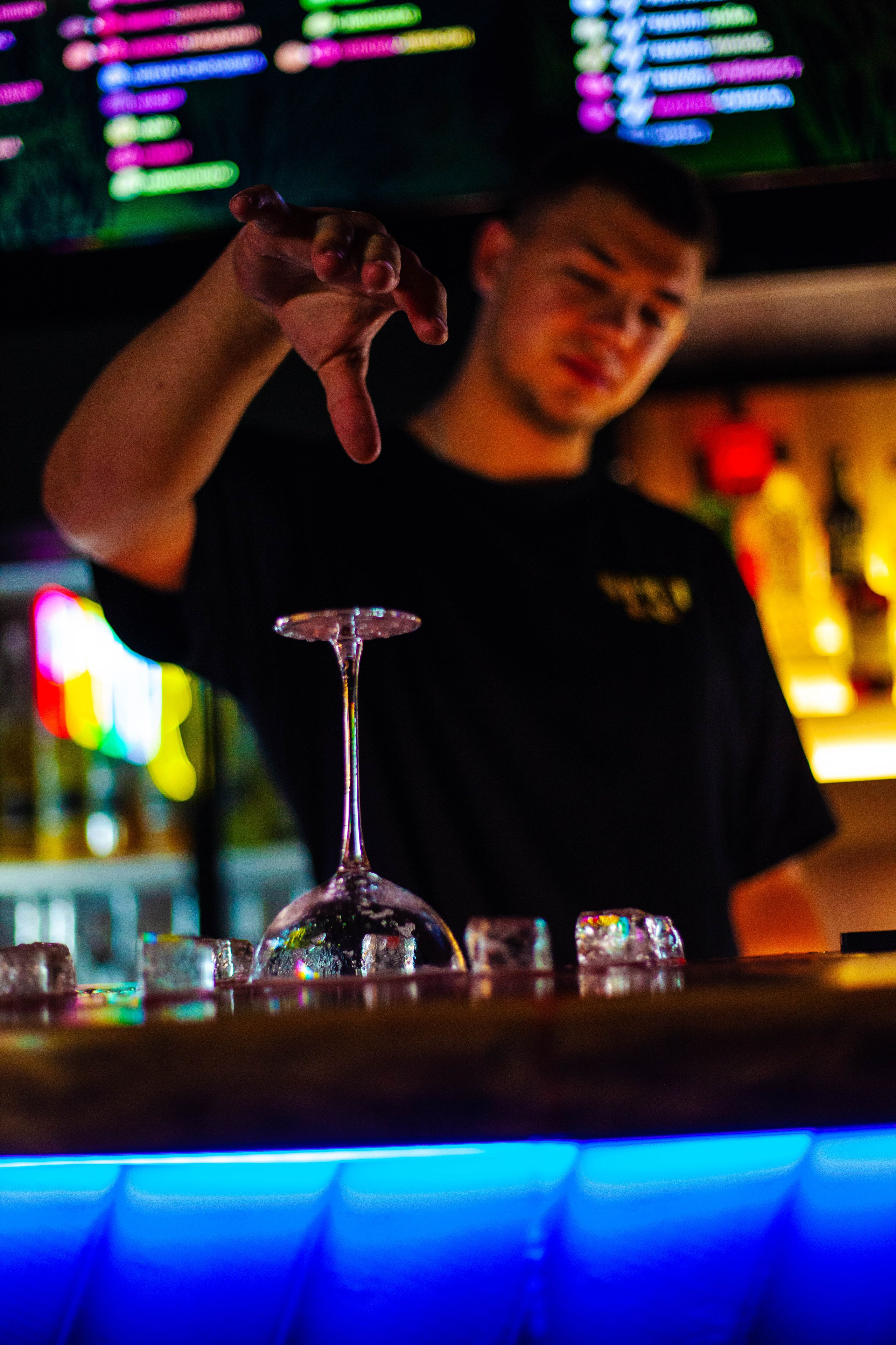 Шот Бар. Уличный фотограф Города N