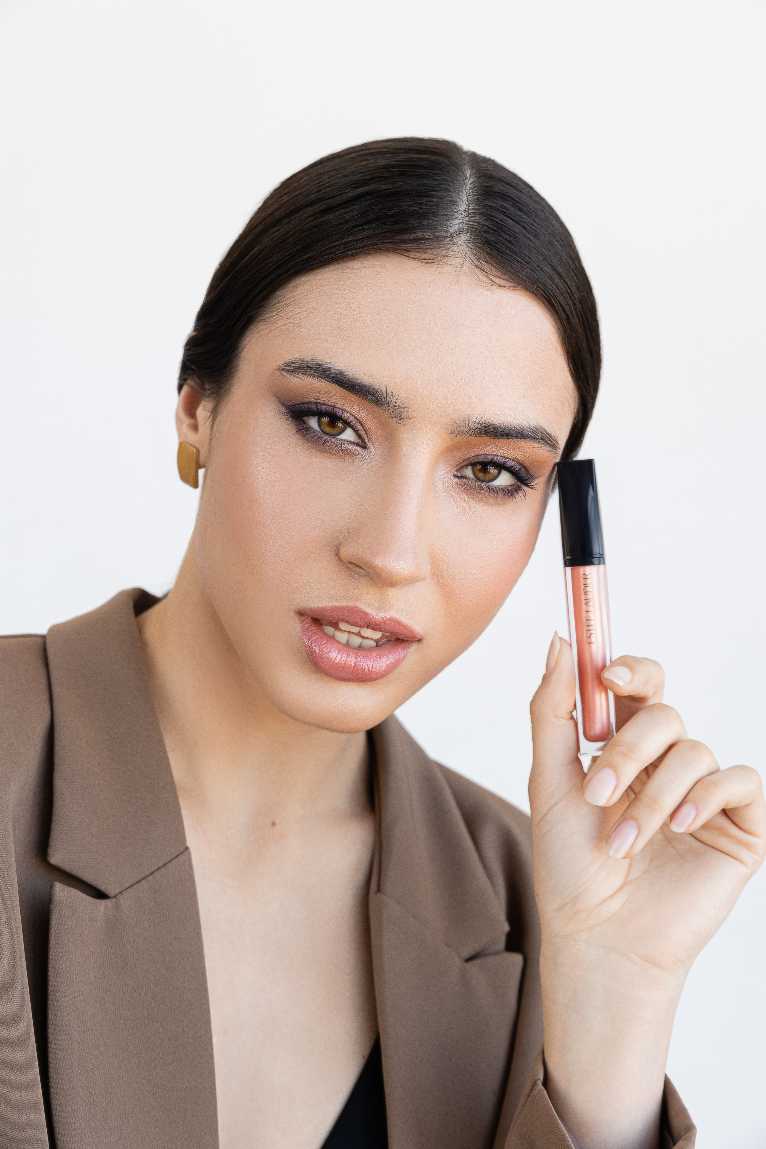 Контент для бренда esteelauderrussia. Профессиональный фотограф в Краснодаре Мари Круспе