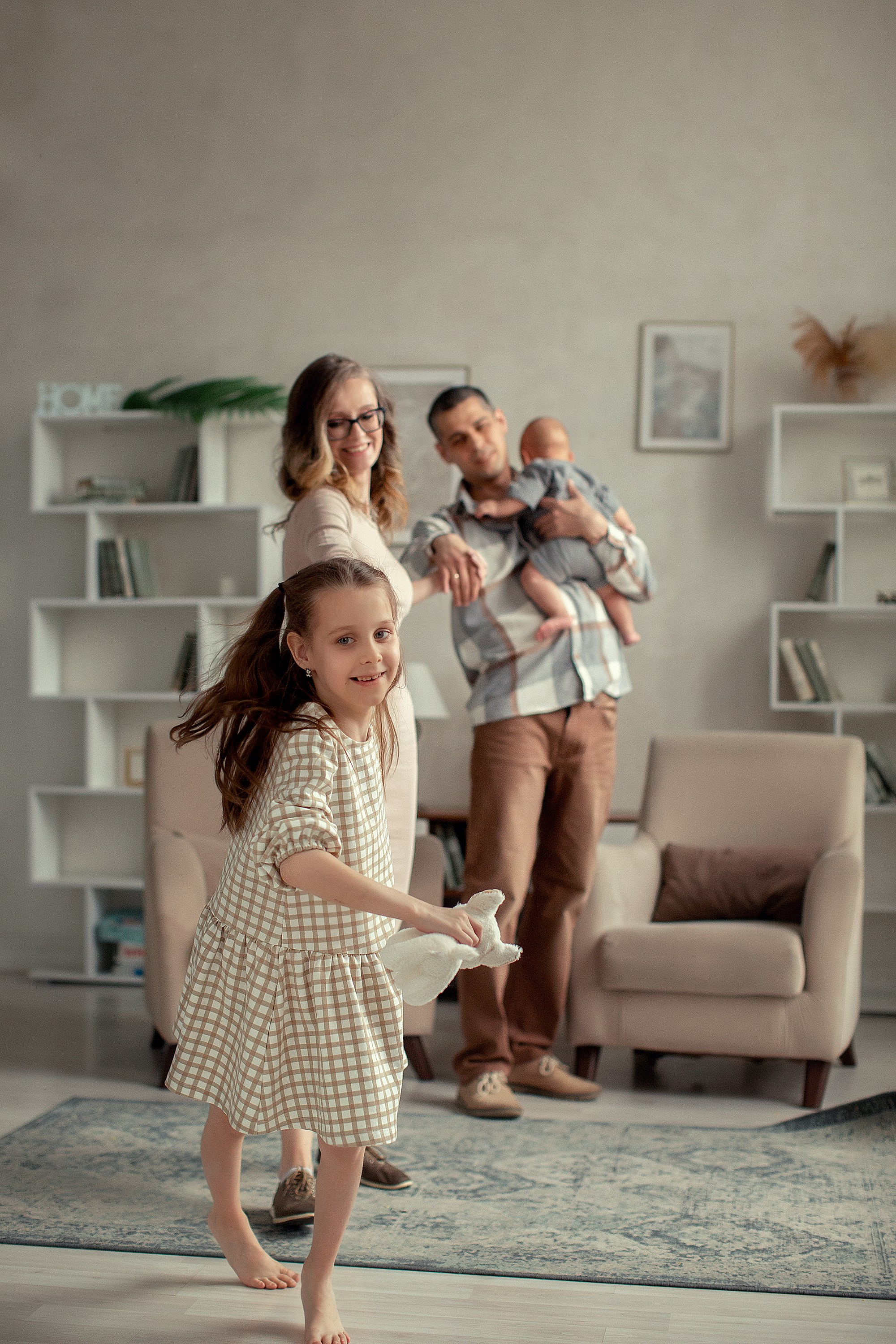 Что может быть комфортнее домашней фотосессии. Tatyana Nadezhdina Family photographer