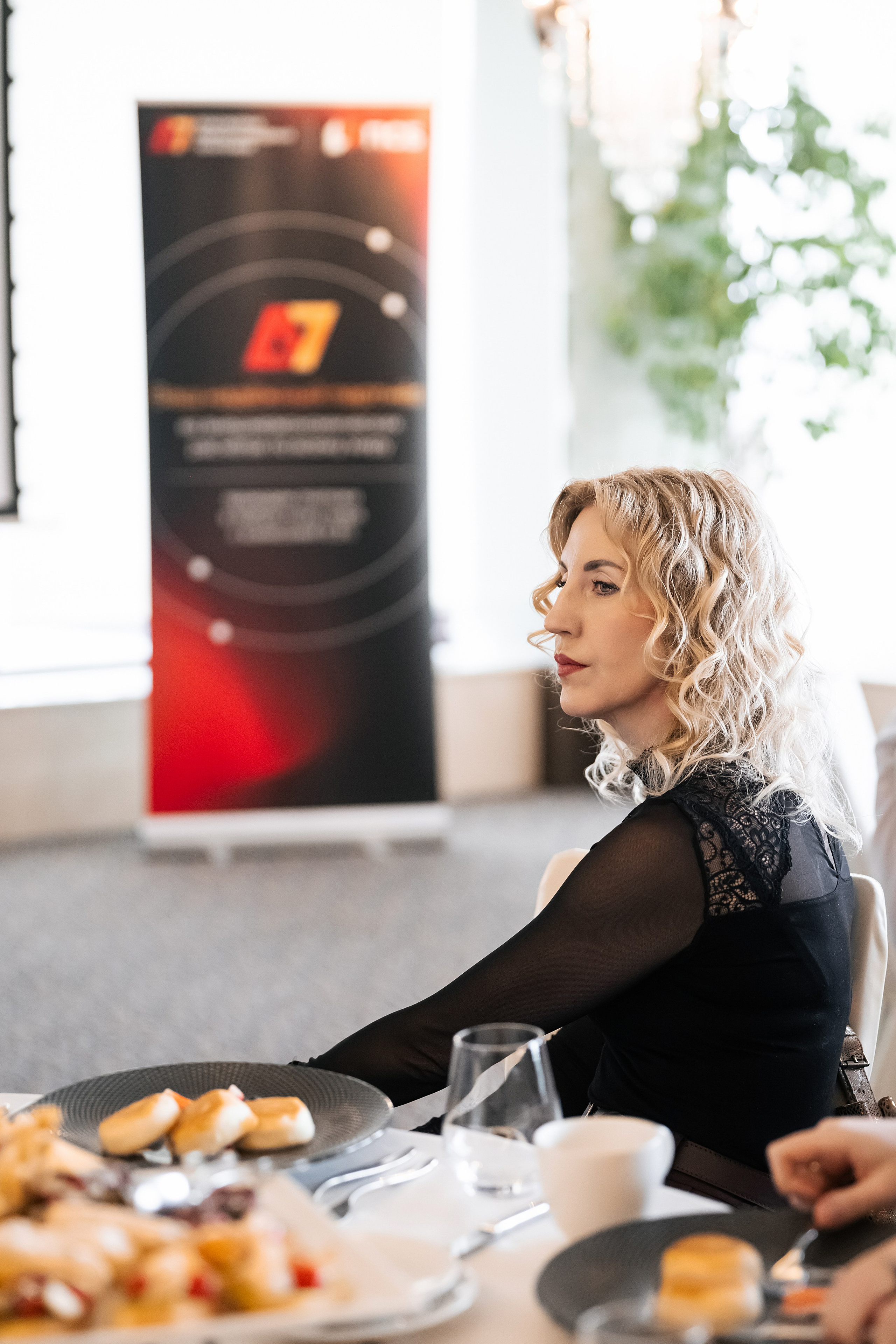 Бизнес-завтрак А7 в ресторане 10Ten