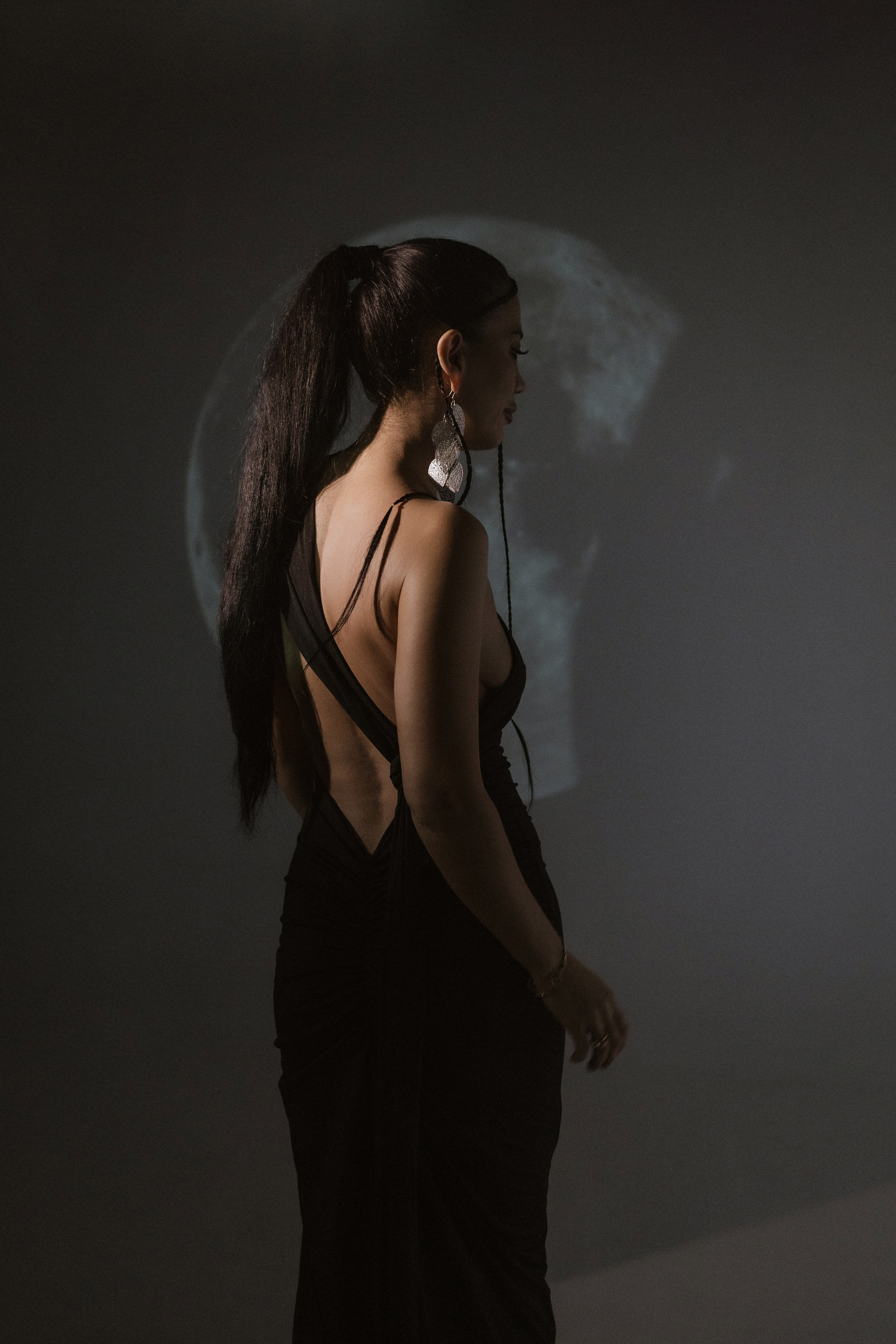 Фотосессия с луной в студии. Фотограф Евпатория Крым