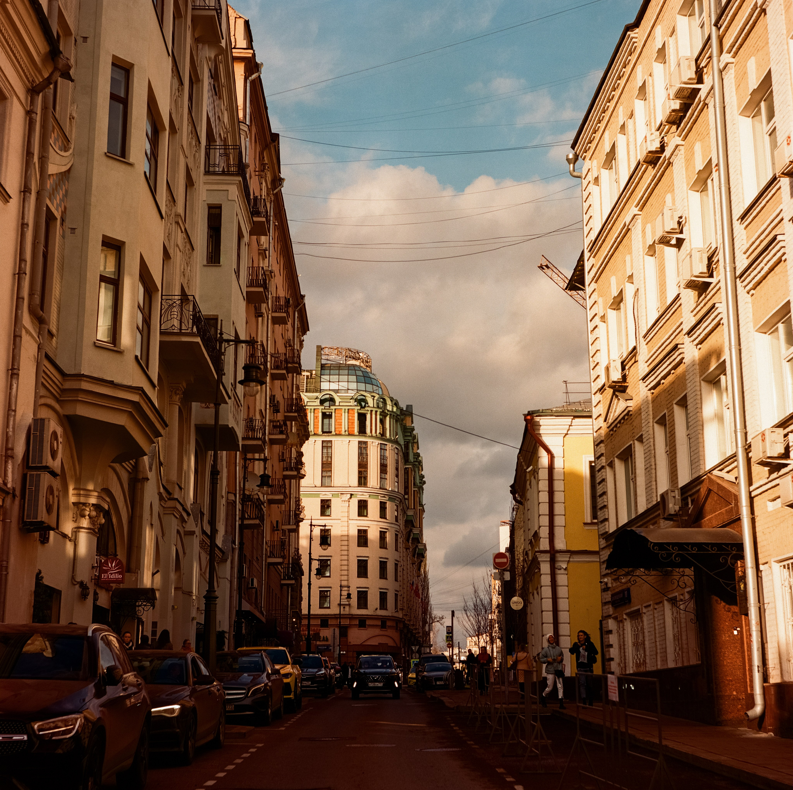 Koniflex / Kodak Aerocolor IV 125 / Благовещенский пер. / апрель 2024