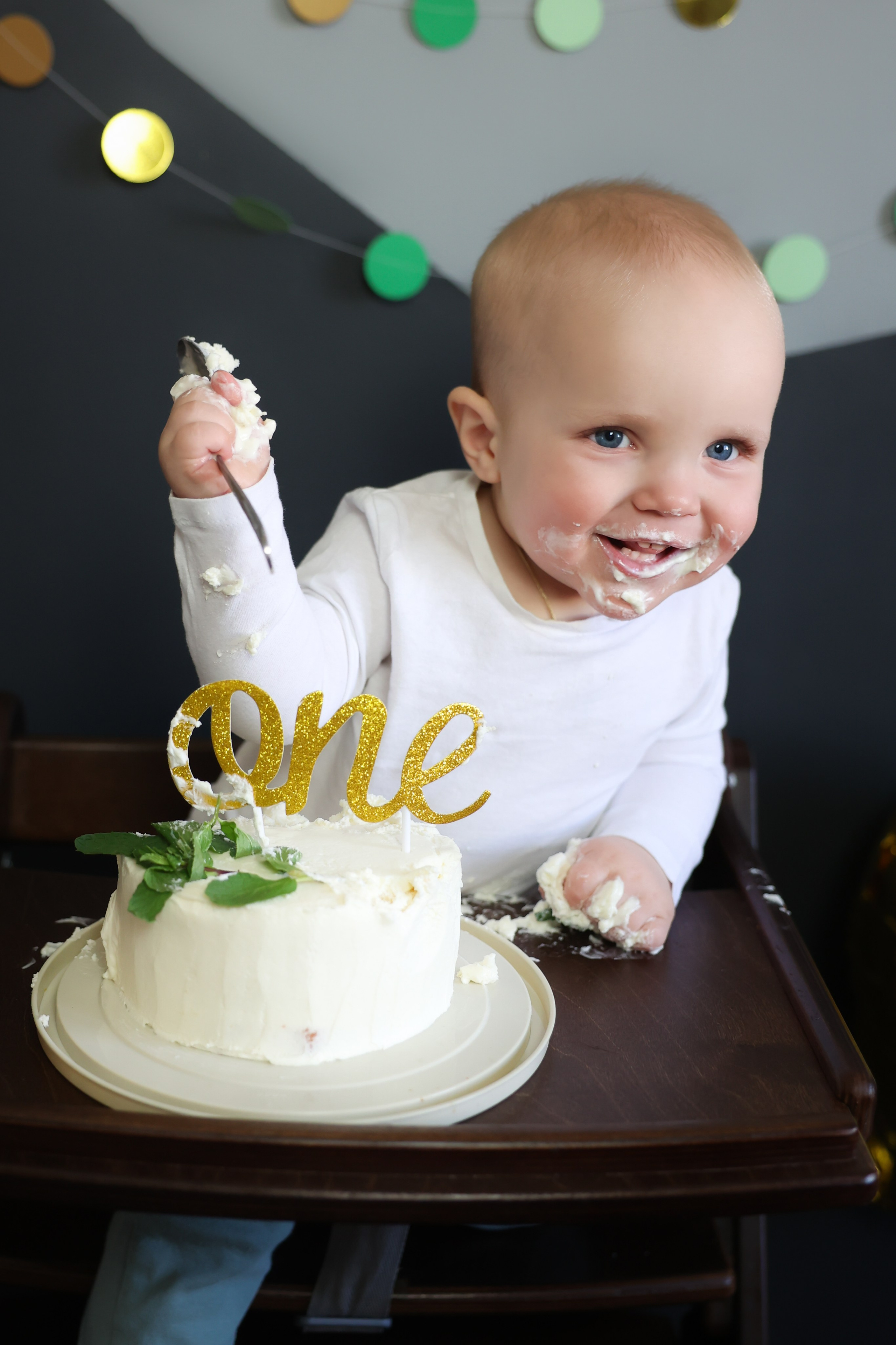 Ванечка и краш-торт. Оксана Ромашкина- семейный и ньюборн фотограф из Москвы