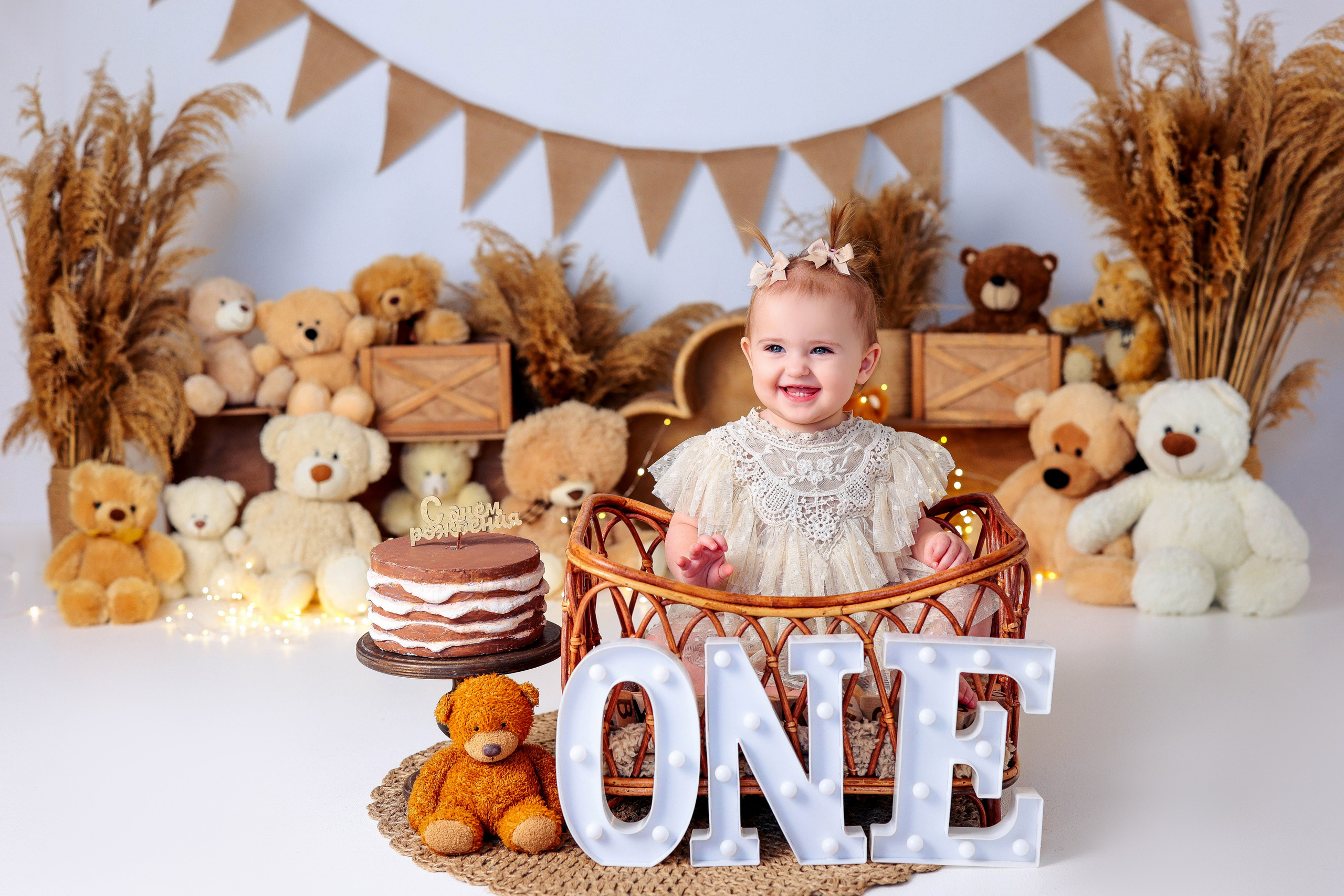 Малышки Антураж