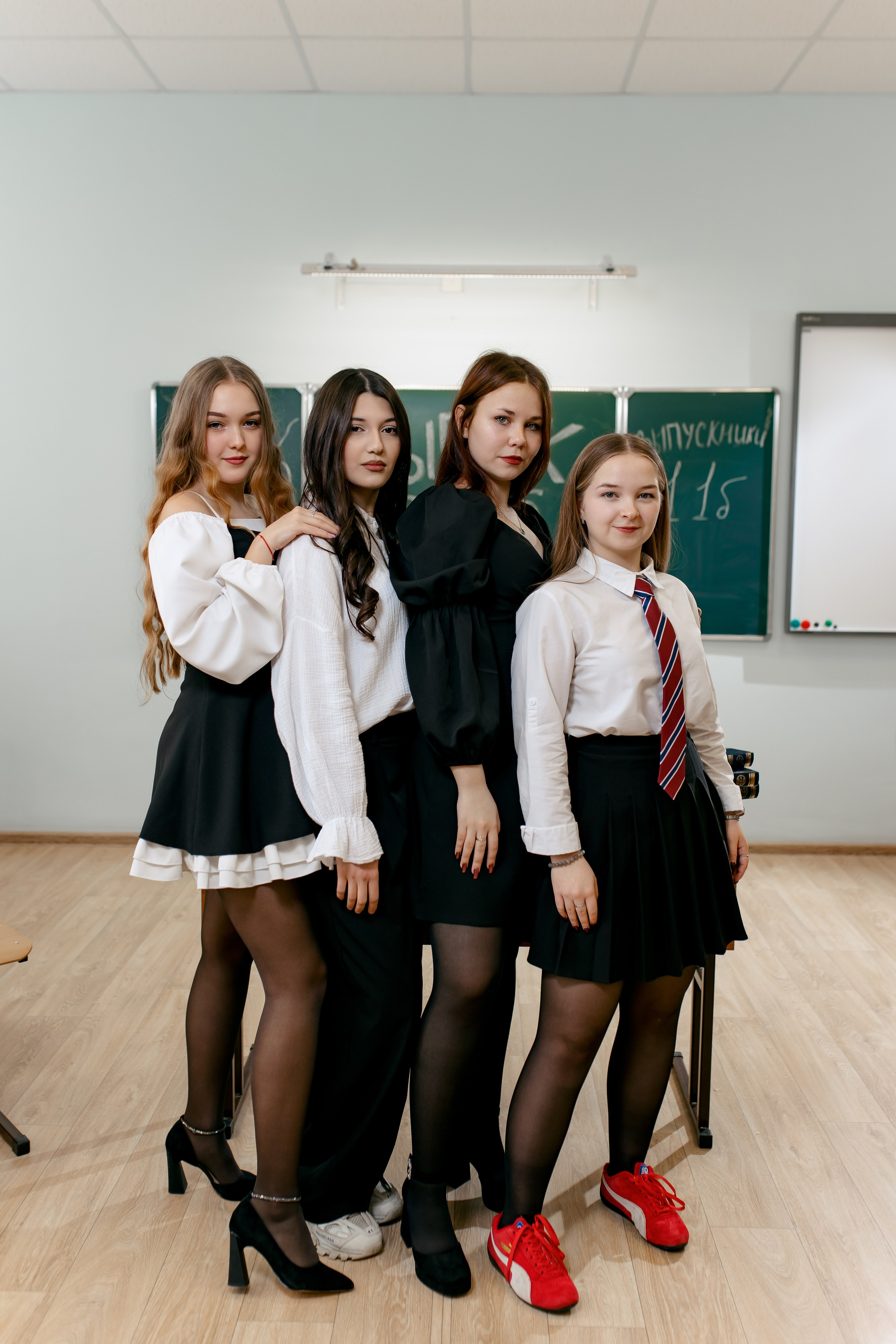 11 класс ЦО 4 Ефремов. Свадебный и семейный фотограф в Туле и области Маша Костина