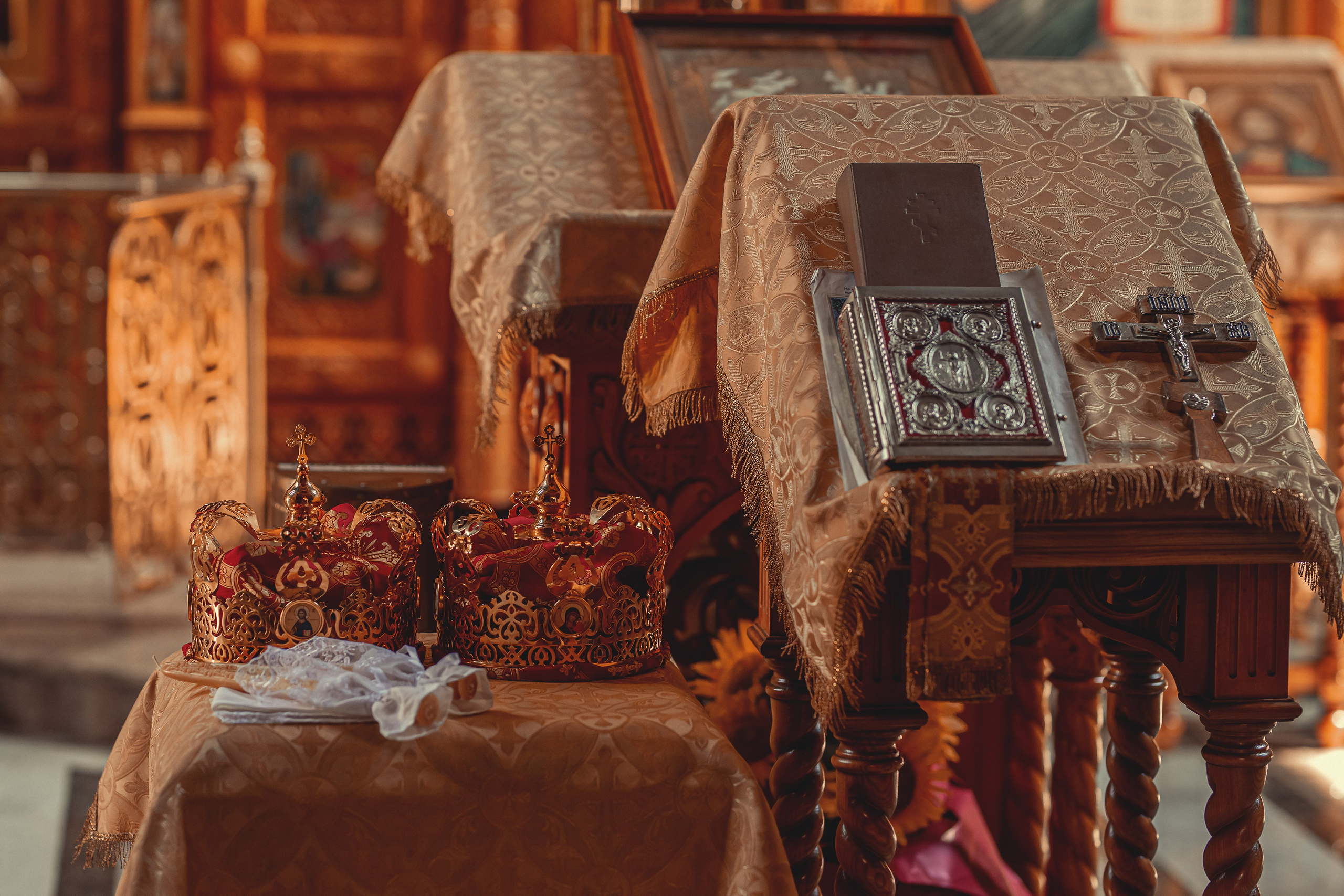 Таинство Венчания Андрея и Карины. Фотограф Таинств Крещения и Венчания в г. Курске