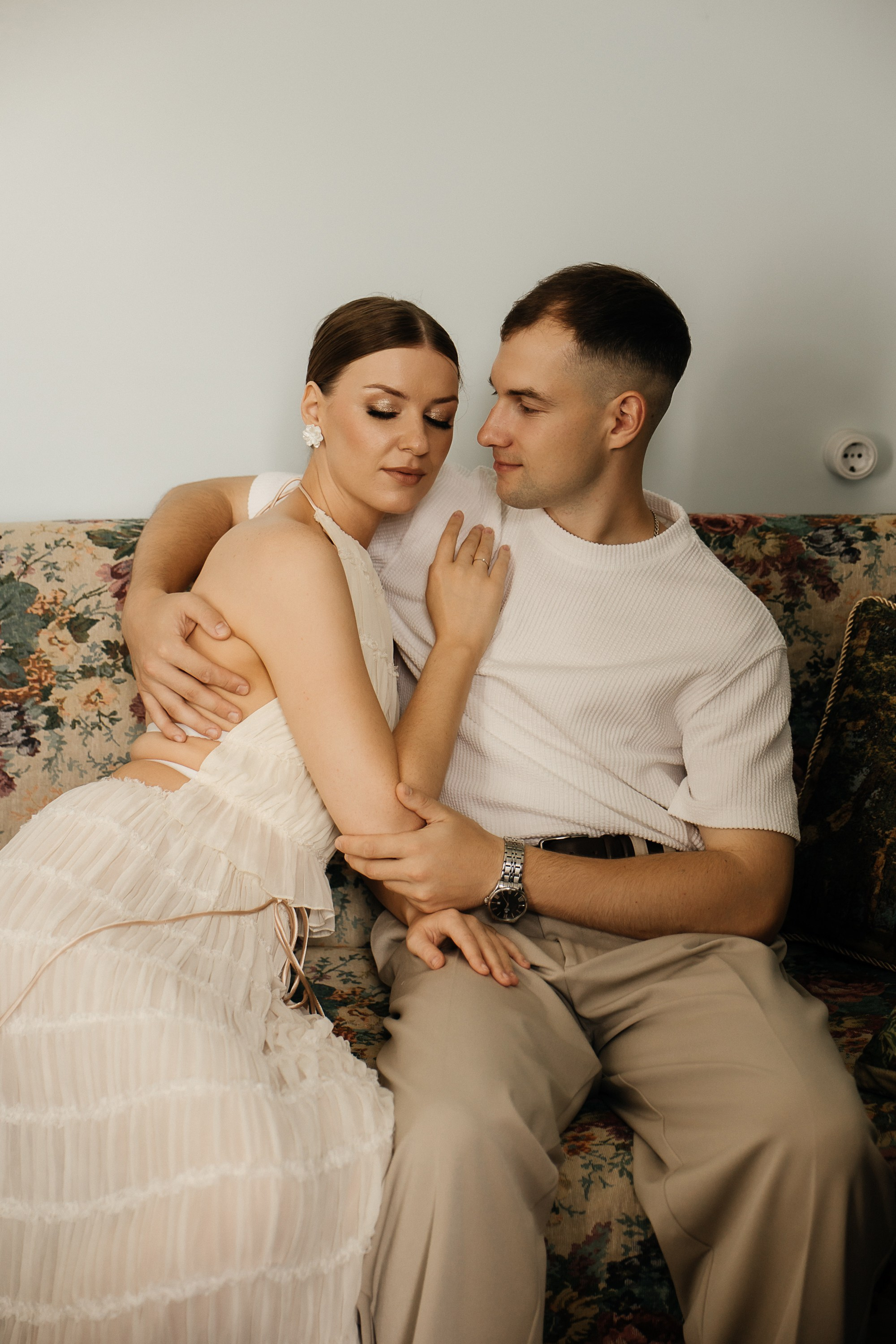 Свадьба в ретро-квартире. Свадебный и семейный фотограф Виолетта Сидельникова. Краснодар, Россия, Беларусь, Европа