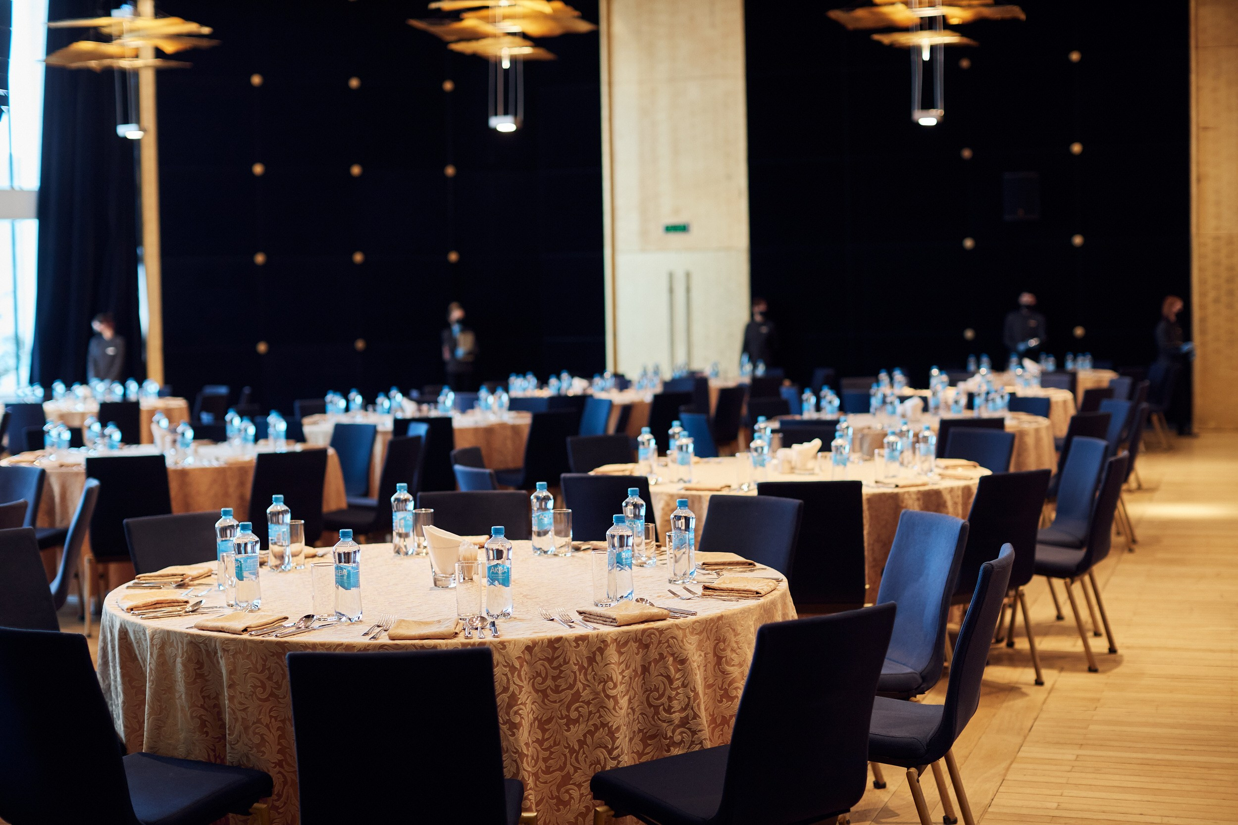 Фотограф на конференцию. Контент для бизнеса в Екатеринбурге Полдень Медиа