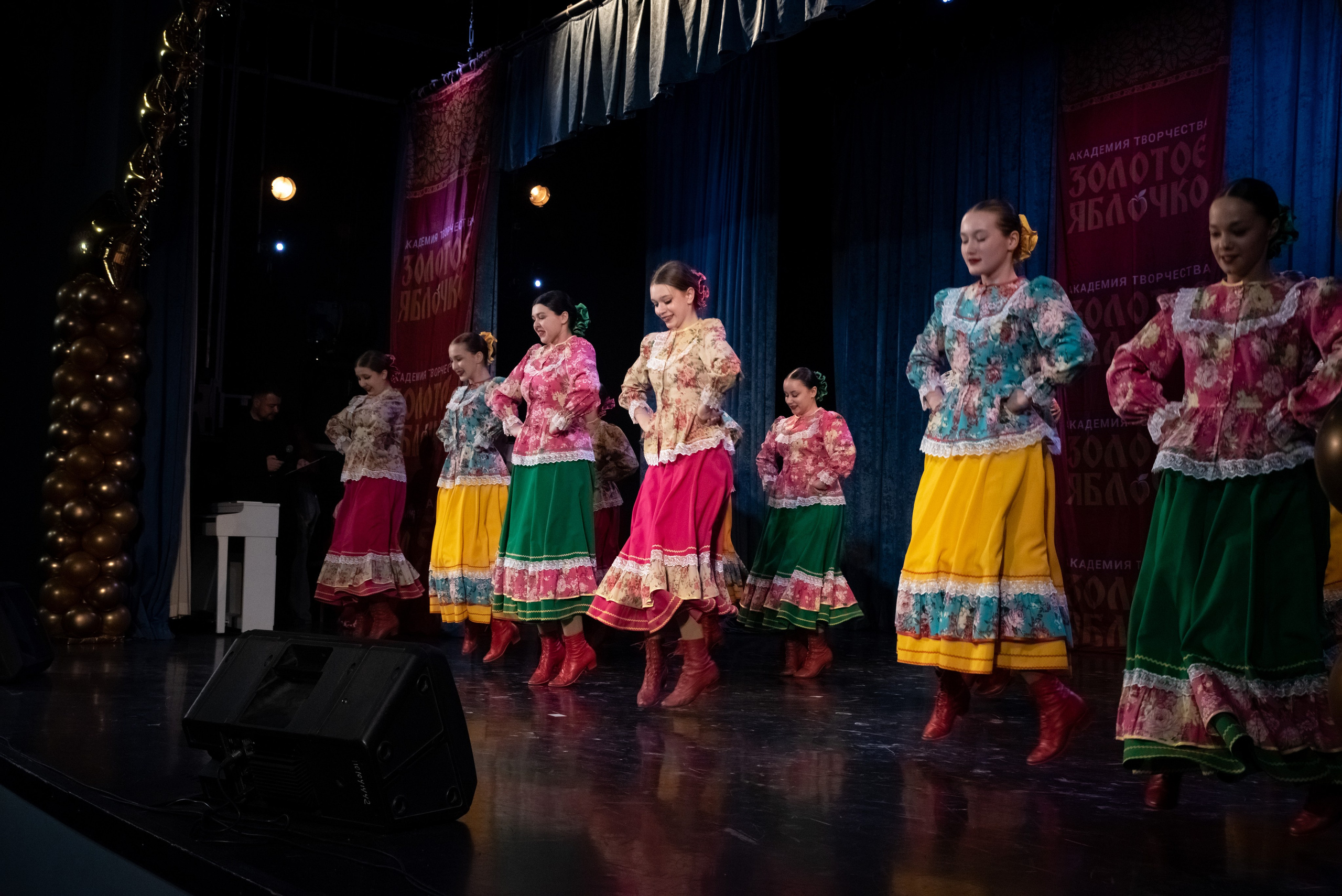 7 декабря, г. Выборг. Золотое яблочко