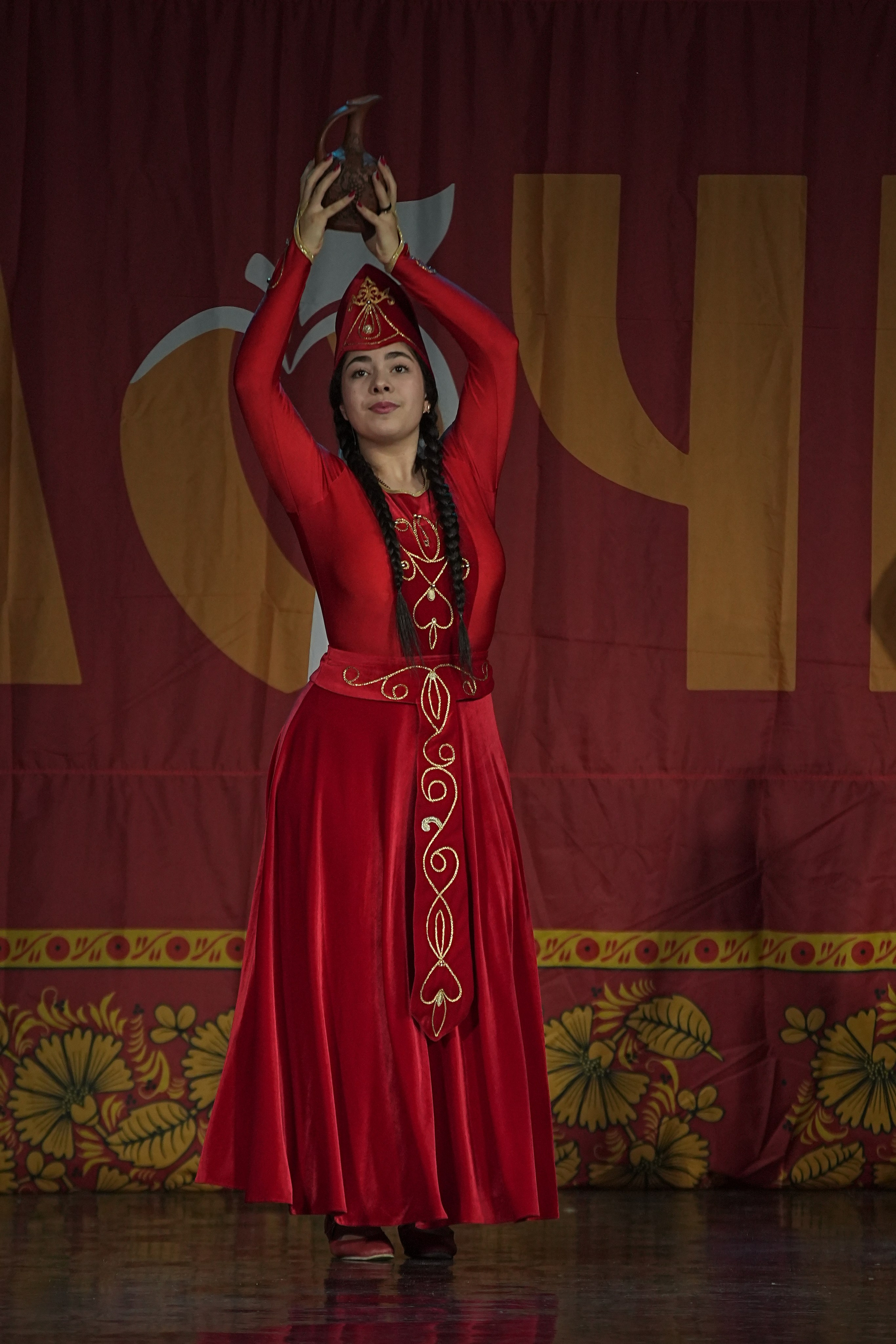 8 декабря, г. Кострома. Золотое яблочко