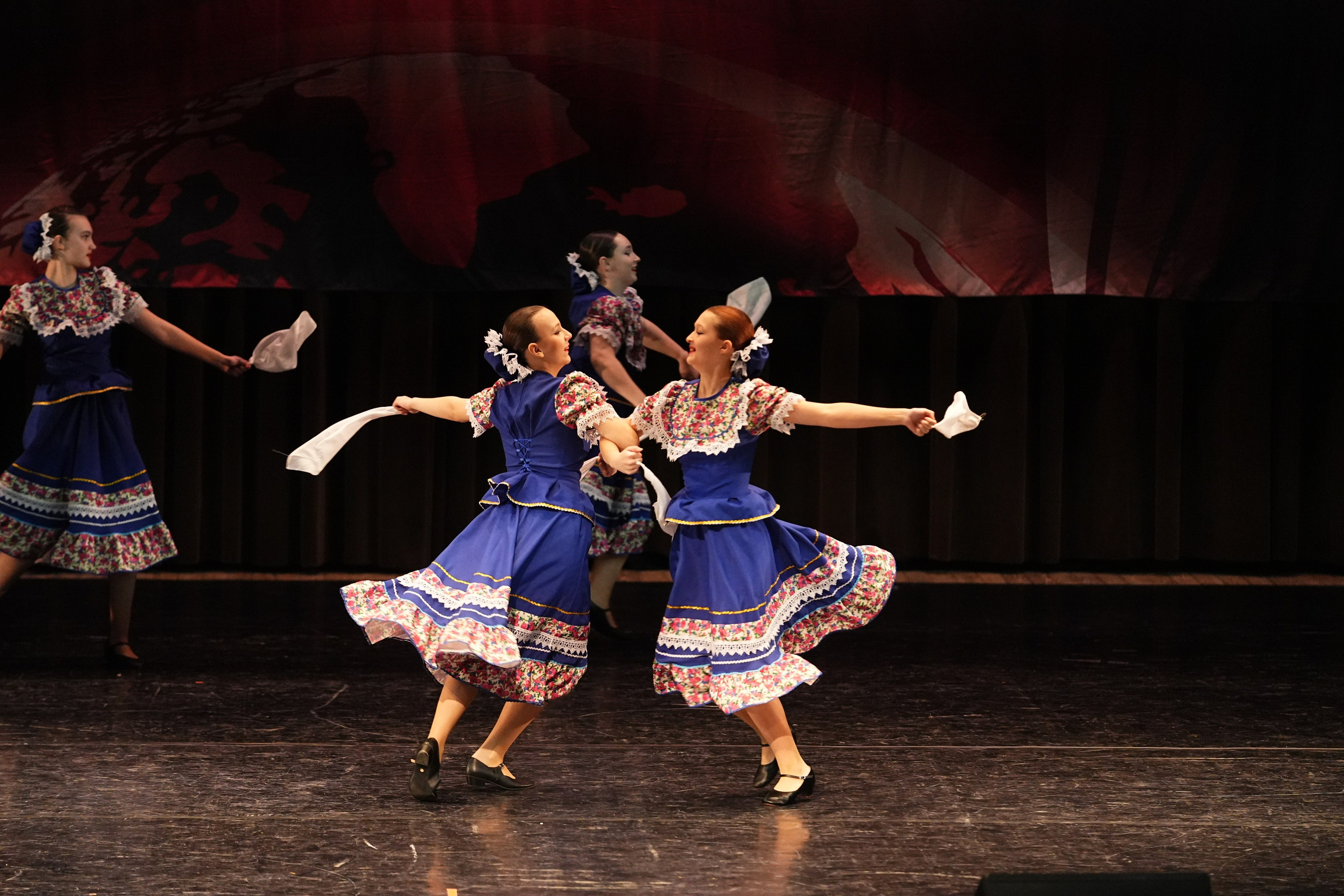 7 декабря, блок 1, г. Москва. Золотое яблочко