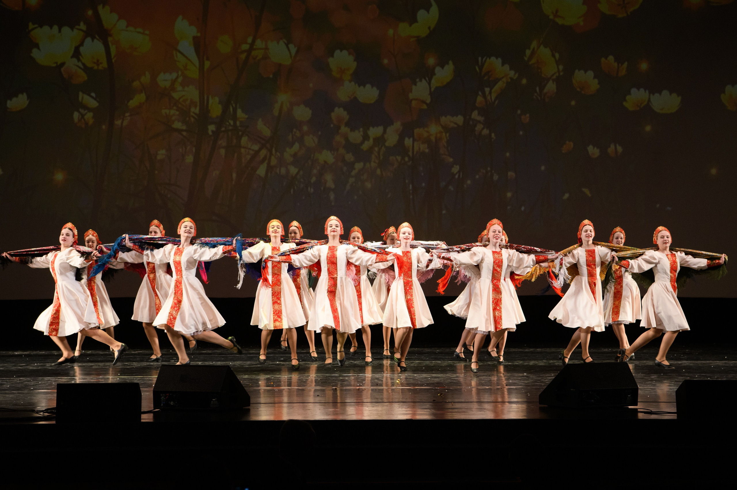 23 апреля, часть 2, БКЗ Октябрьский, г. Санкт-Петербург. Золотое яблочко