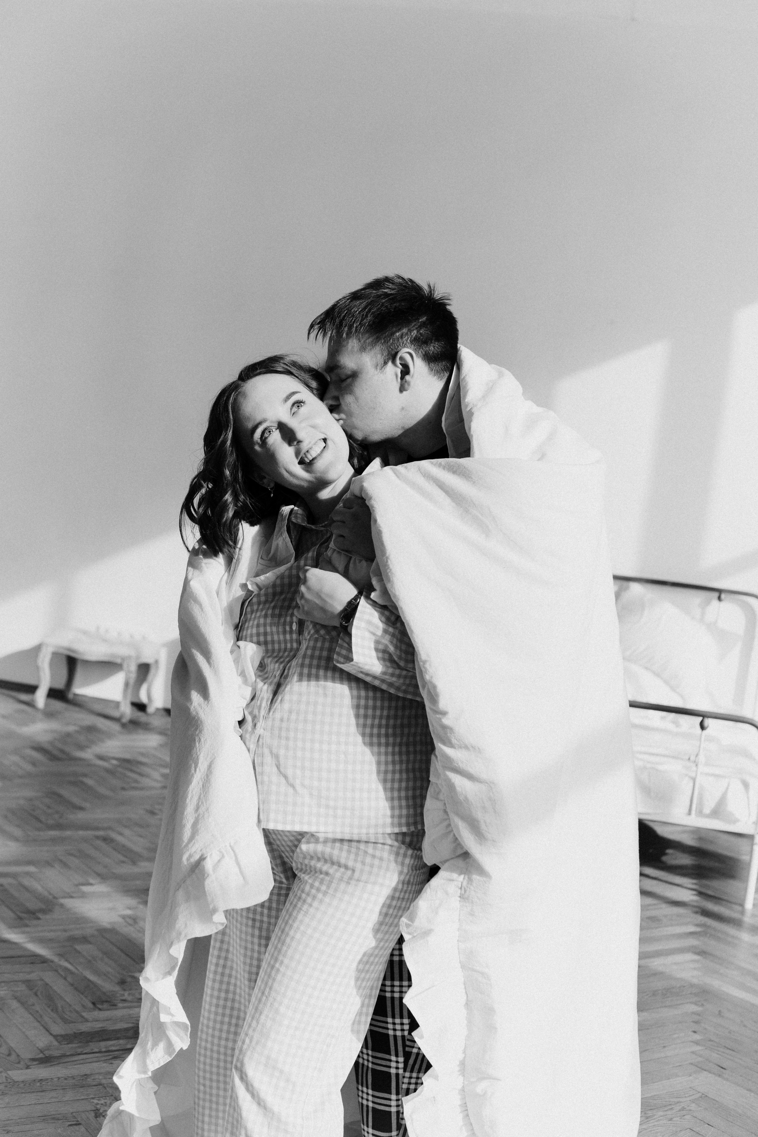 Artem & Katherine. Я — Алёна и я фотографирую красиво (е)