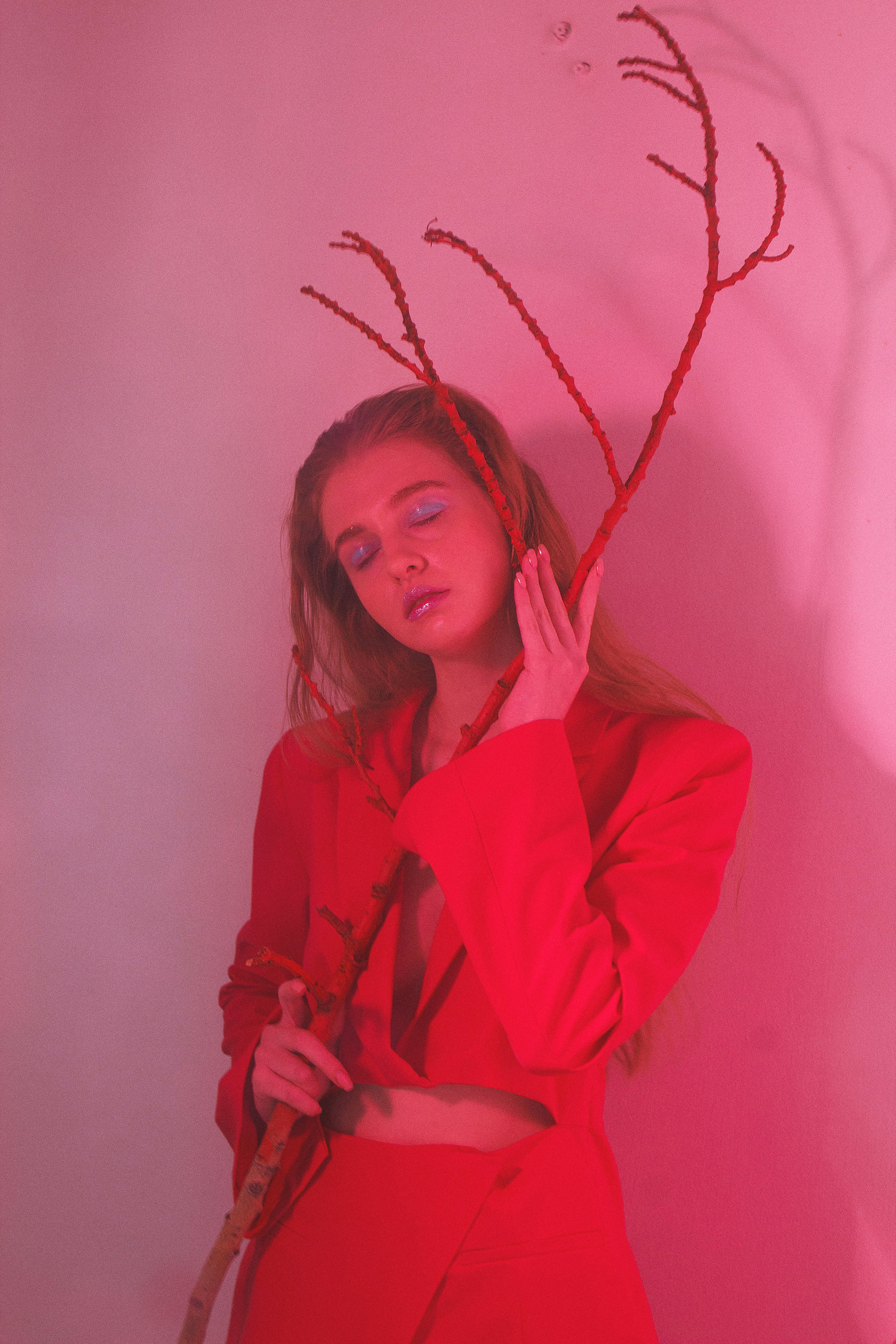 Эдиториал (журнальная съемка). Фотограф и видеограф в Омск/Москва Сащенко Лера