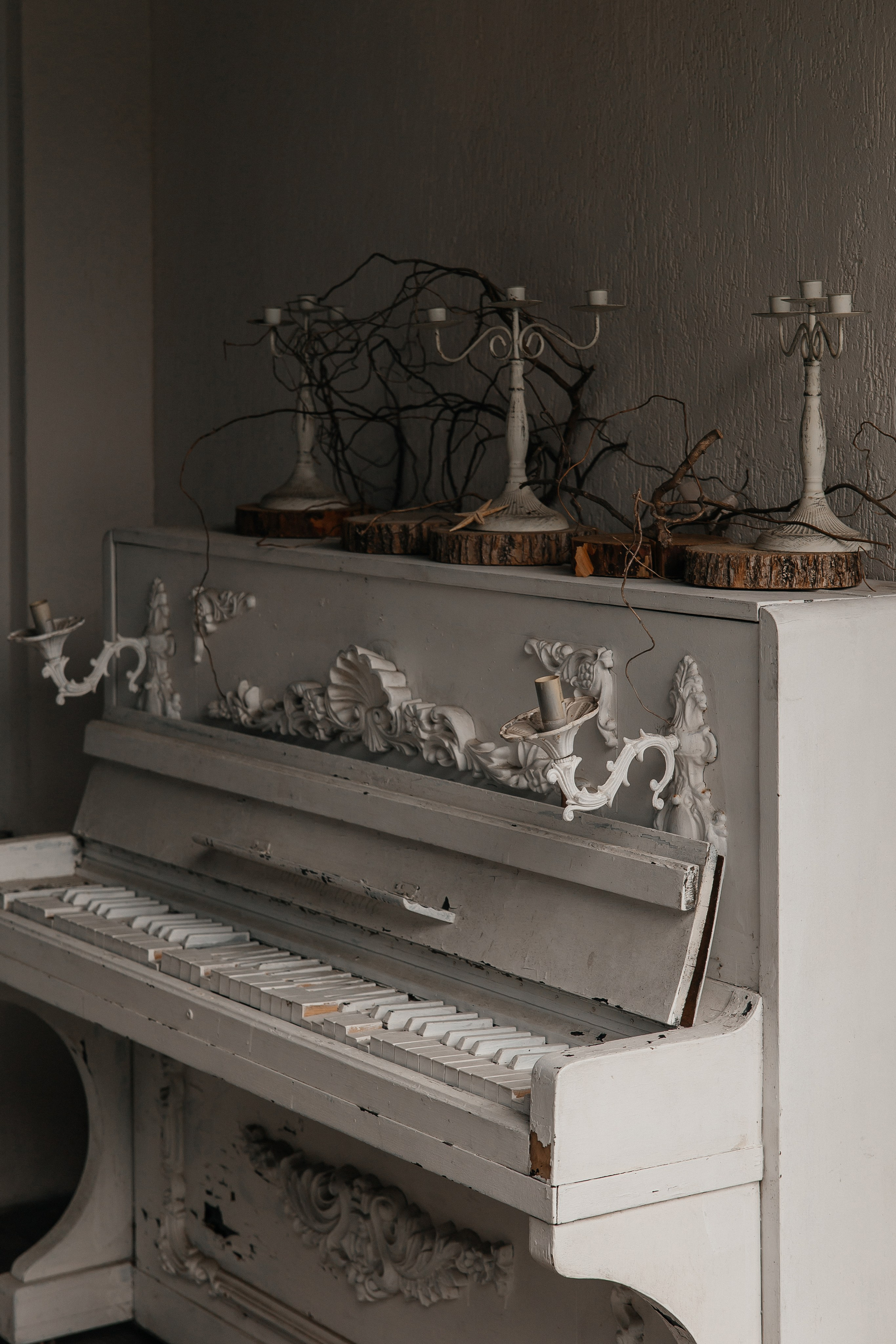 Свадебная фотосессия в ресторане Турандот, свадьба на площадке House for wedding Дом у озера. Свадебный фотограф в Москве Дарья Олендарёва