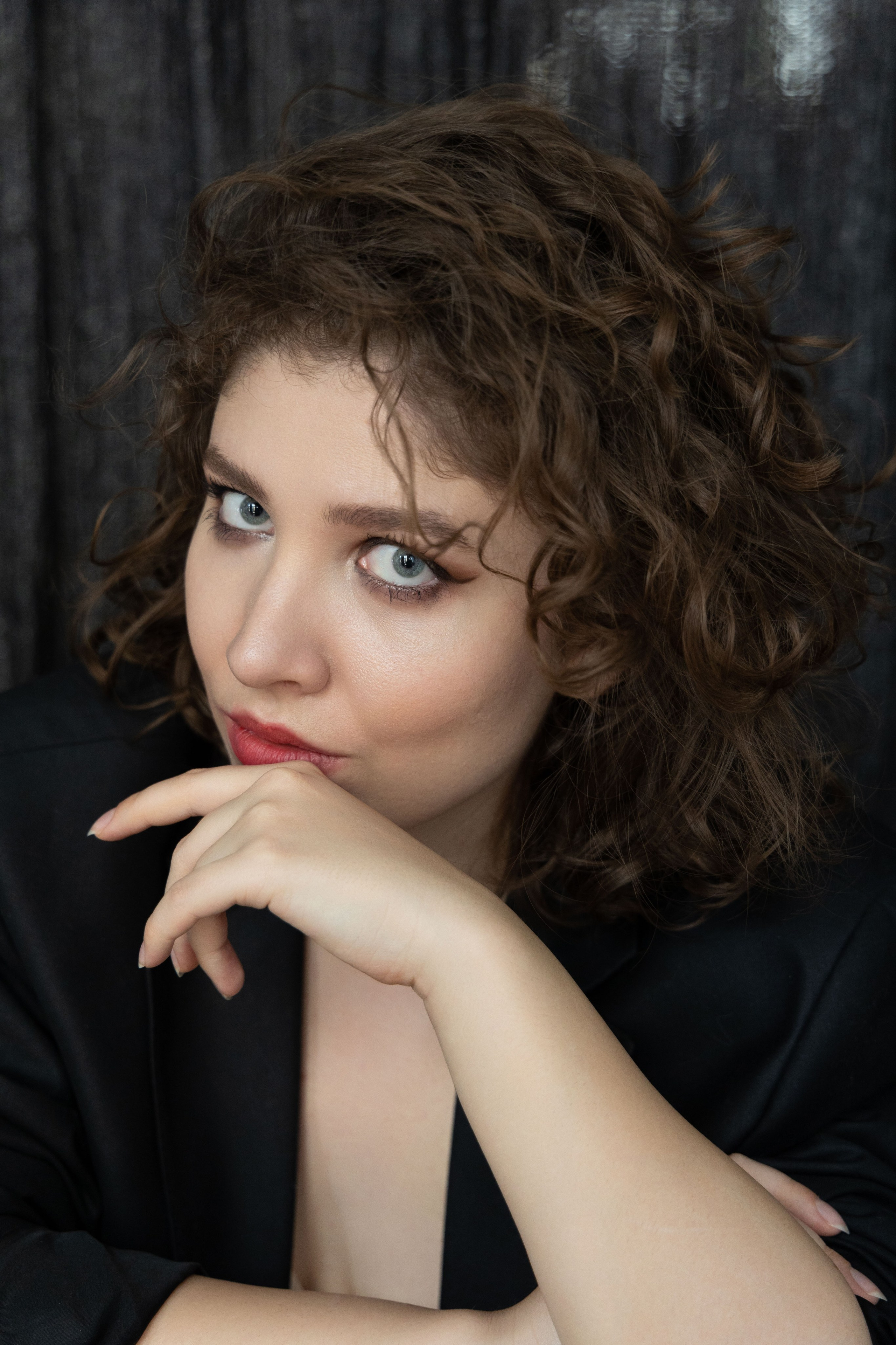 Кинорежиссёр, фотограф Полина Иониди. Портретный и контент фотограф Москва. Татьяна Чистова