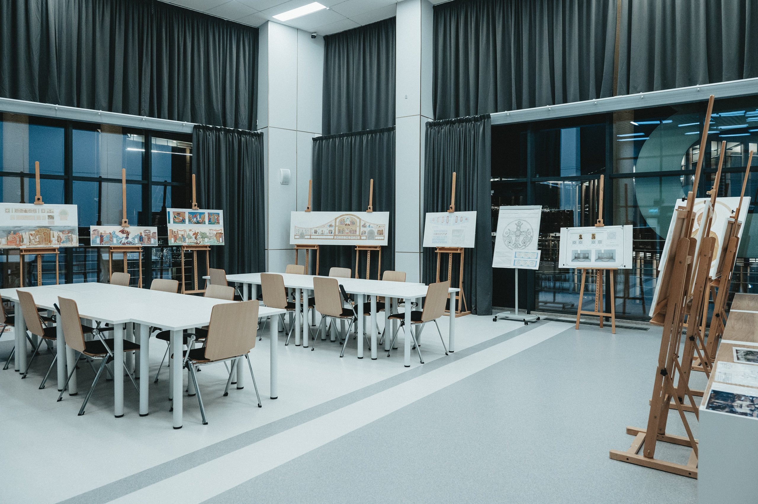 Интерьерная съемка выставочного зала в Ростове-на-Дону