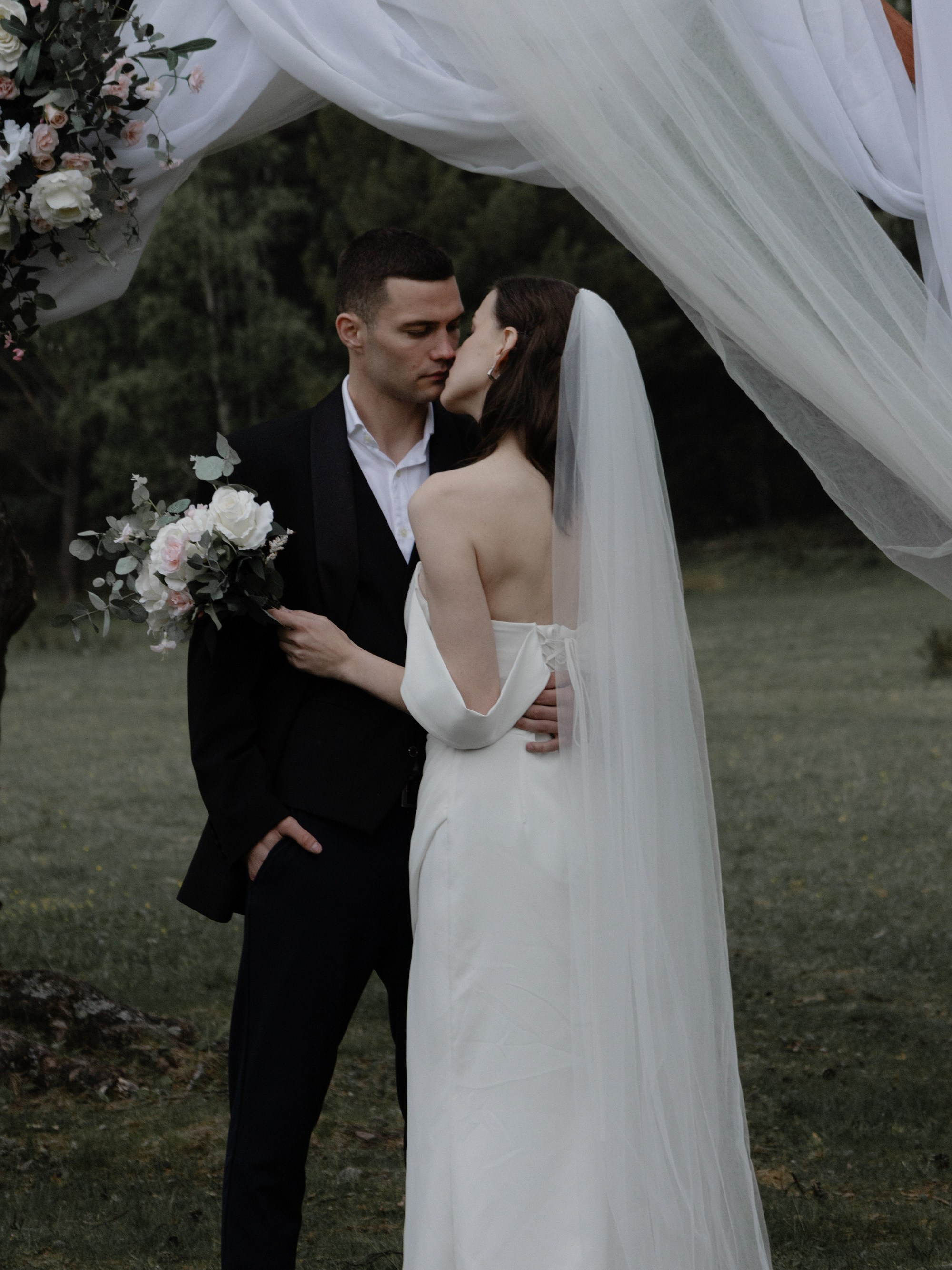 Выездная регистрация Иркутск. Свадебный Фотограф в Иркутске Екатерина Елисеева