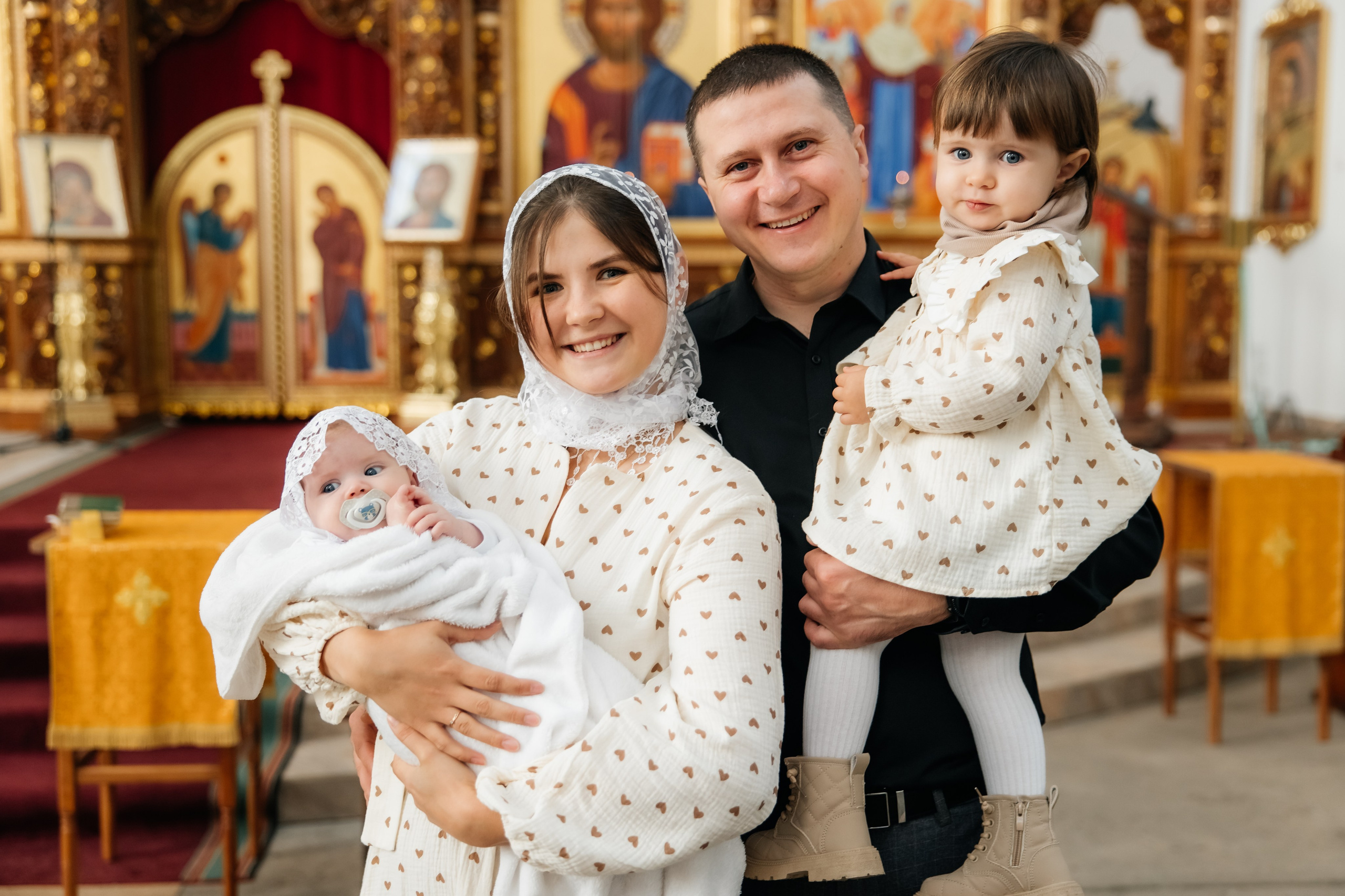 Крещение Мирославы. Храм иконы Божьей Матери «Всех скорбящих Радость». Фотограф ВИКА МЕДУЗА