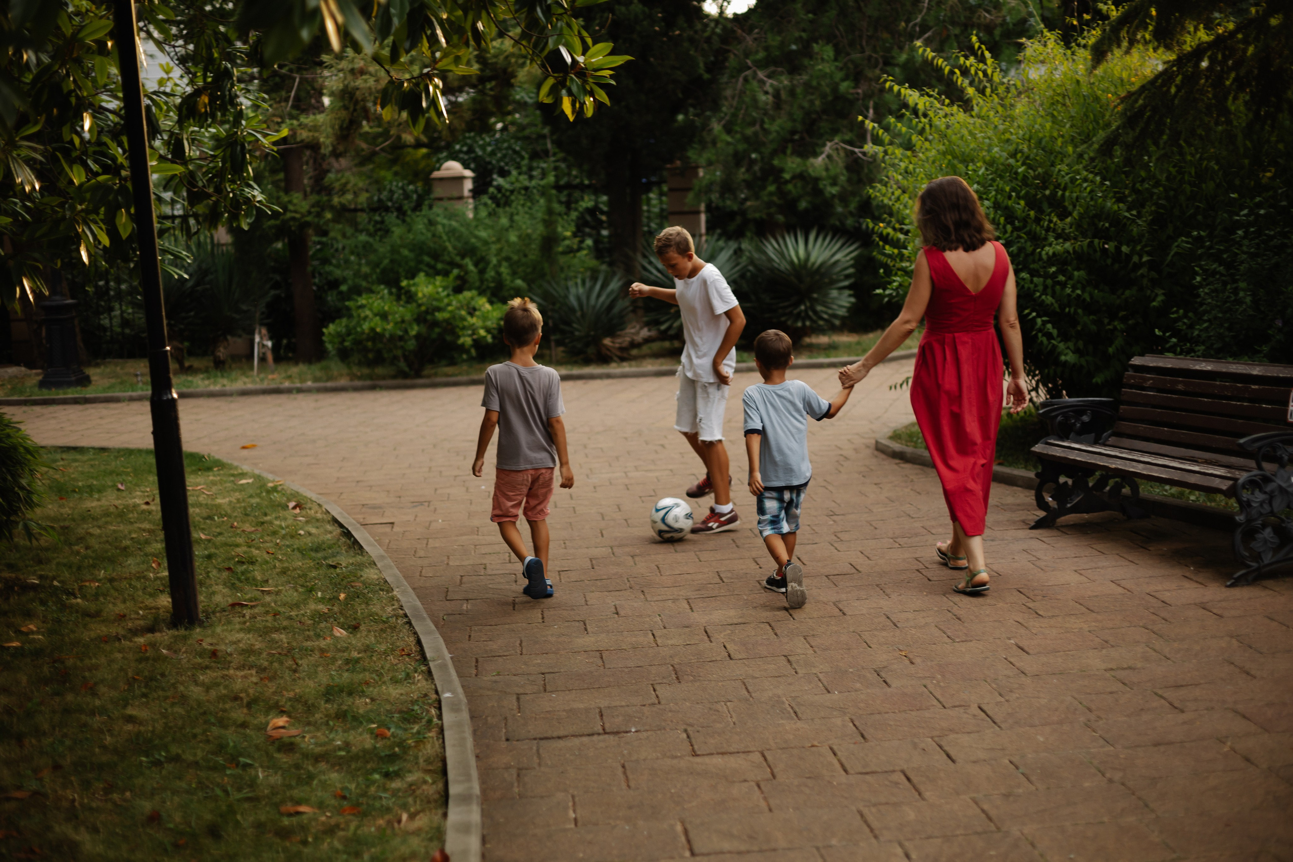 Прогулки в парке. Фотограф новорожденных и семей Туапсе Краснодарский край Анна Альтман