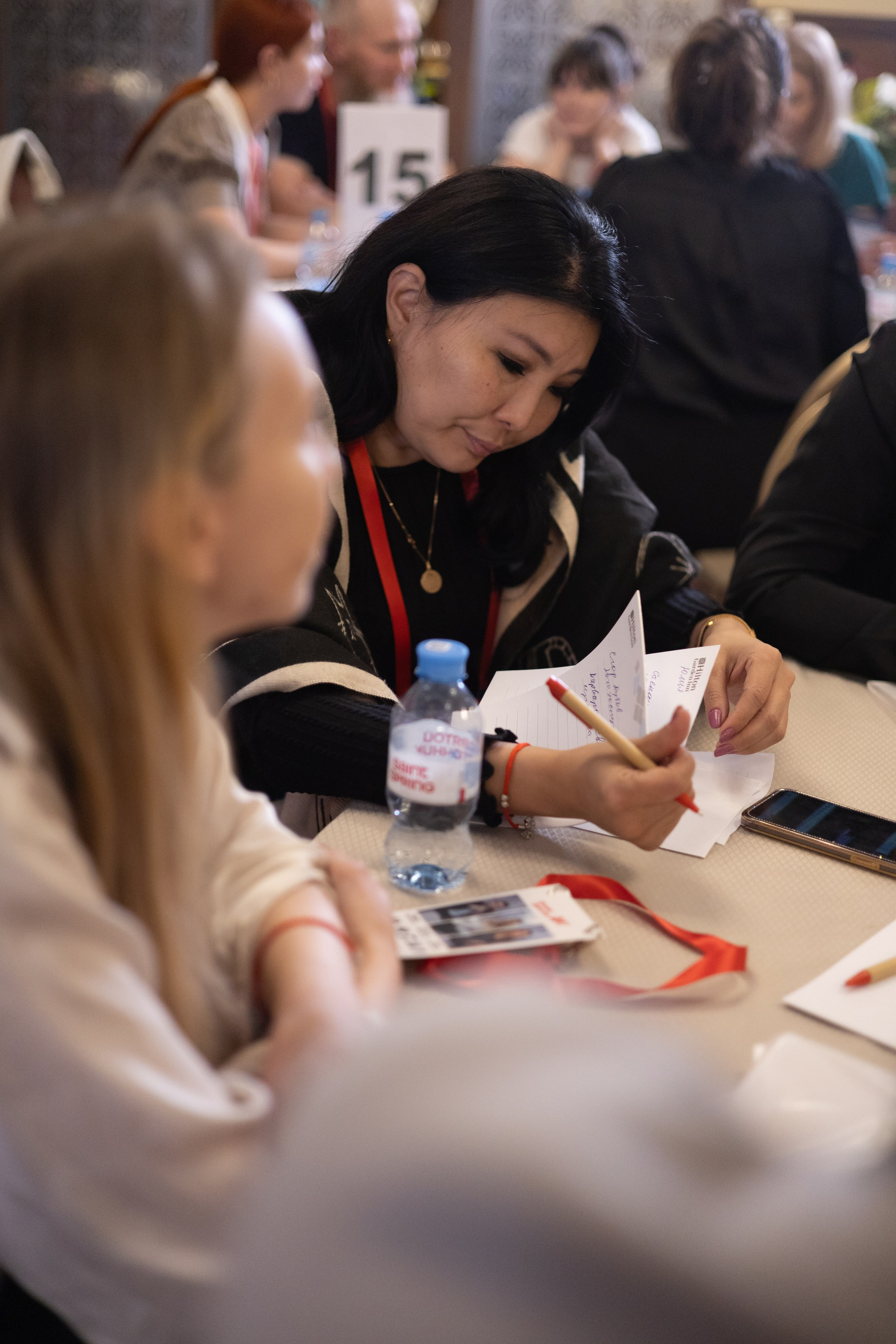 «СКАЖИ ДЕНЬГАМ ДА». Фотограф Красноярск съемки лавстори, фотосессия в студии, портретная съемка, творческие фотосессии