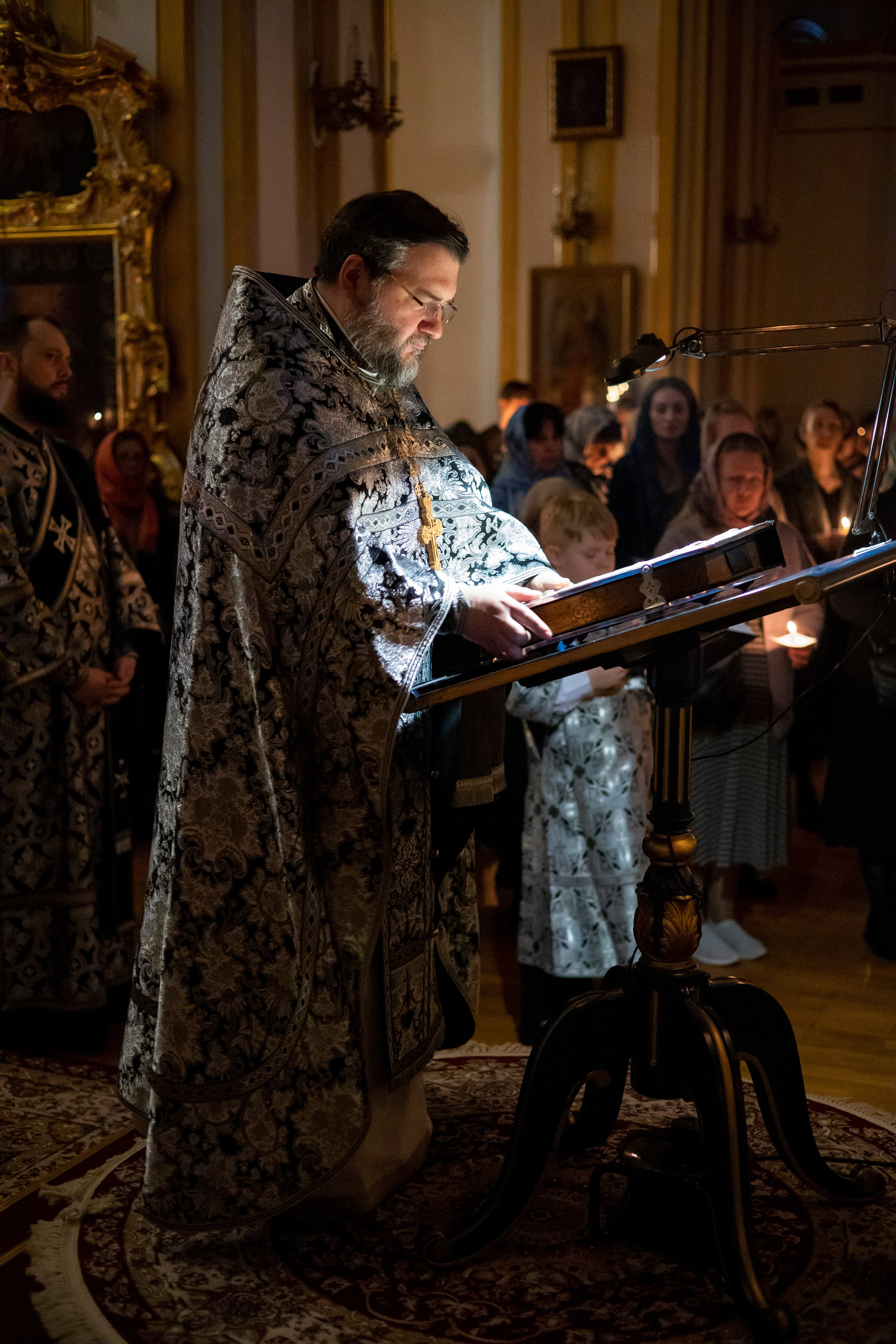 УТРЕНЯ ВЕЛИКОГО ПЯТКА. НИКОЛО-БОГОЯВЛЕНСКИЙ МОРСКОЙ СОБОР