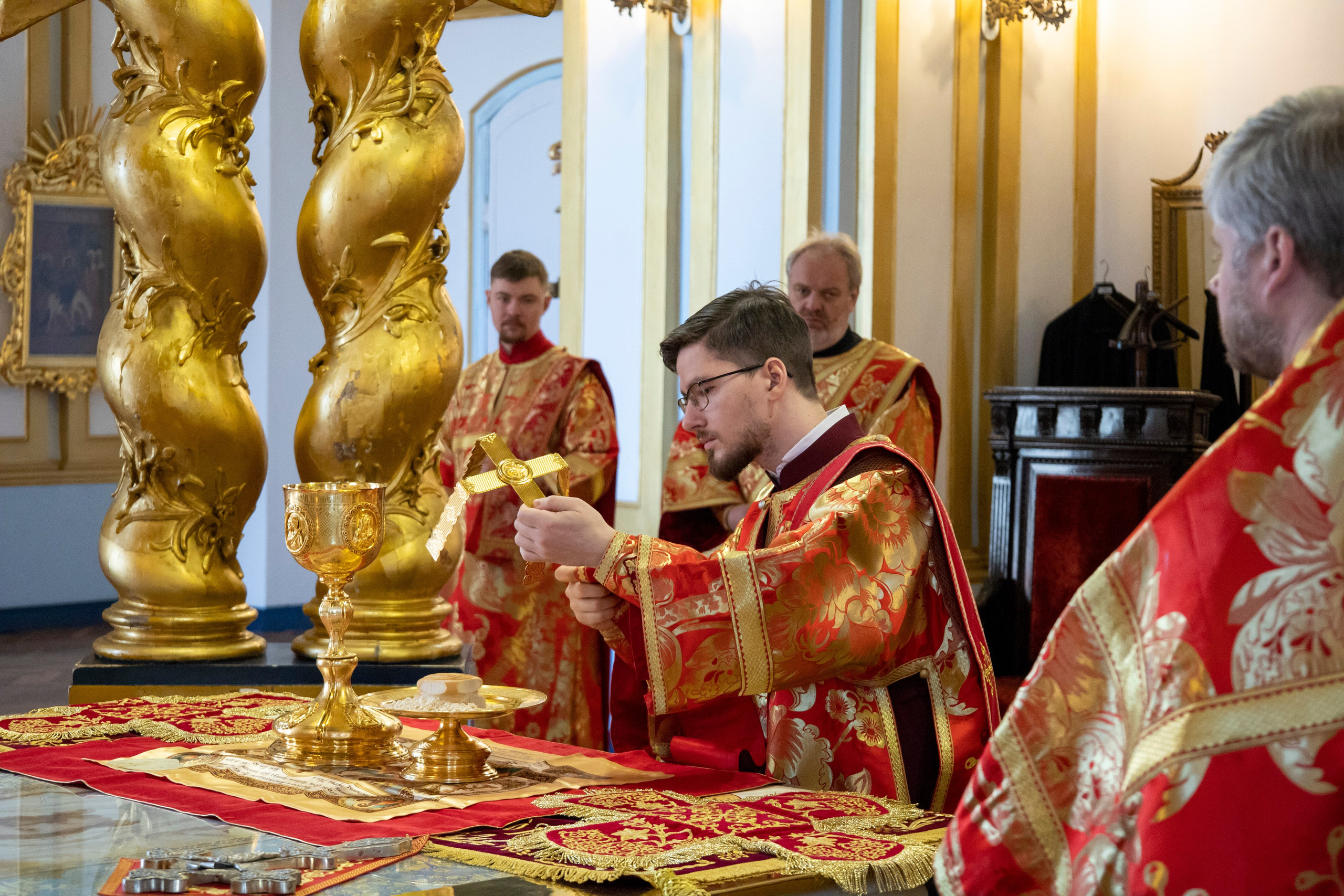 ФОМИНО ВОСКРЕСЕНЬЕ. АНТИПАСХА. НИКОЛО-БОГОЯВЛЕНСКИЙ МОРСКОЙ СОБОР