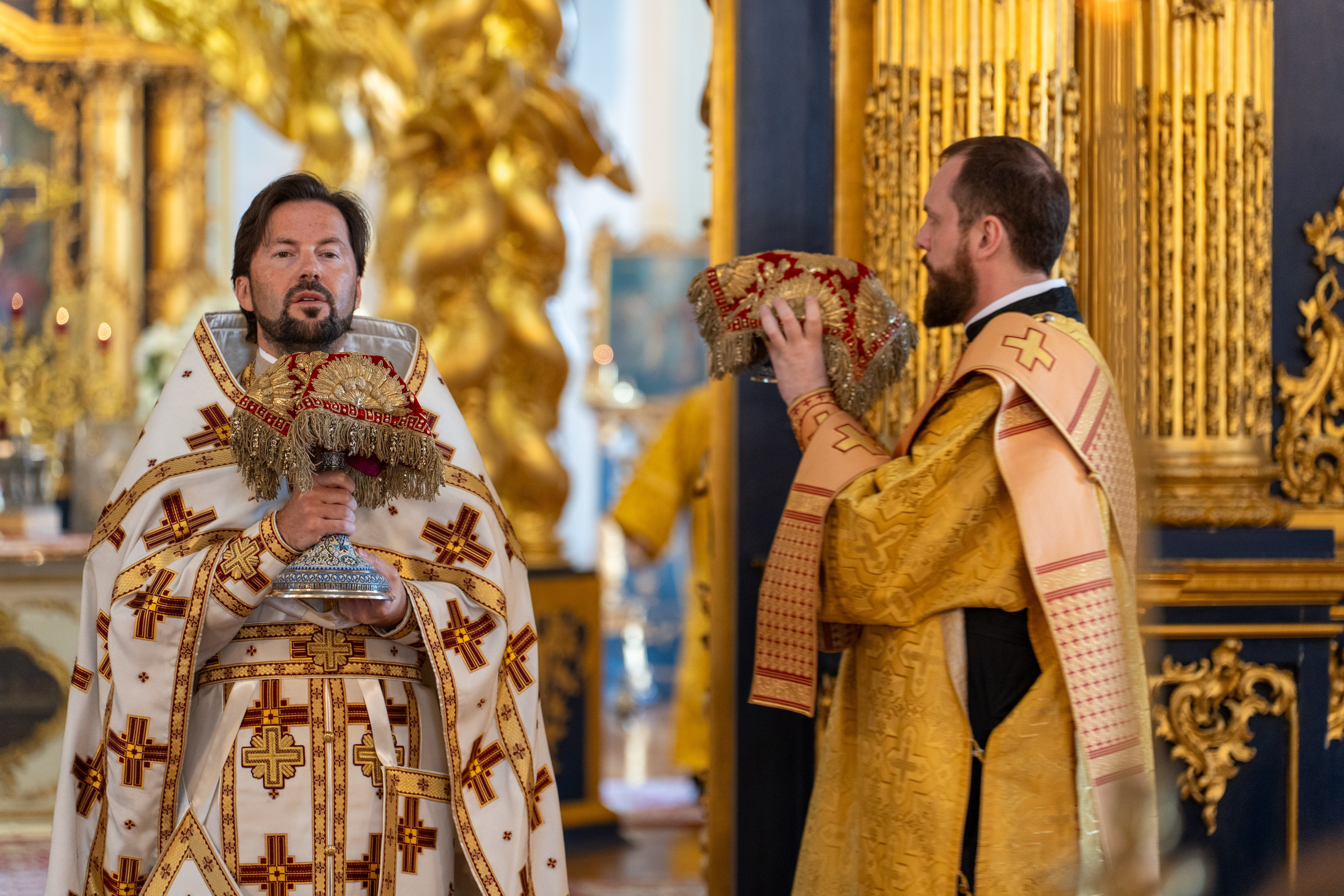Неделя 8-я по Пятидесятнице. Память святых отцов шести Вселенских Соборов. НИКОЛО-БОГОЯВЛЕНСКИЙ МОРСКОЙ СОБОР