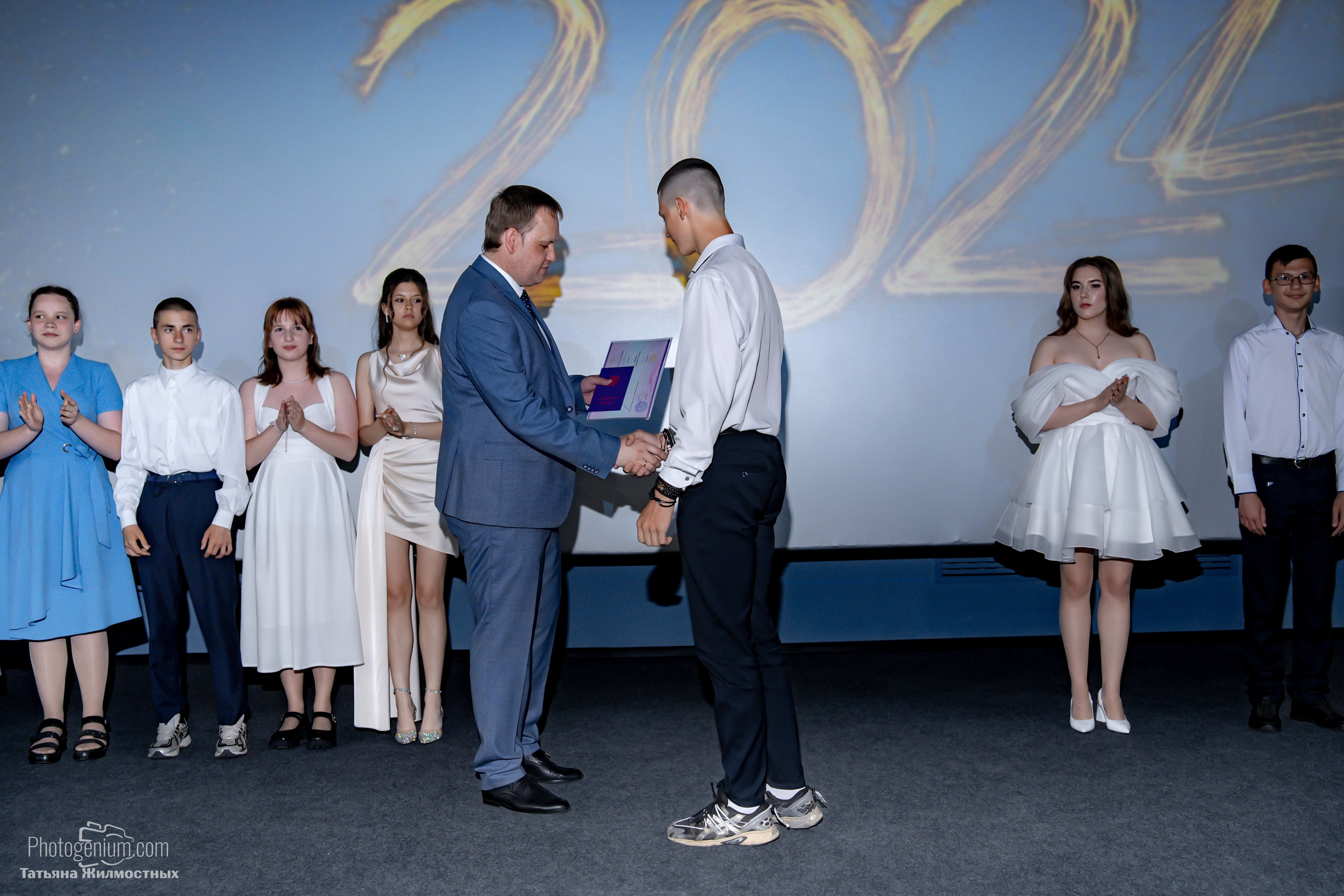 Выпускной 9"Д» класс школа № 35. Фотограф Нижний Новгород Татьяна Кейод