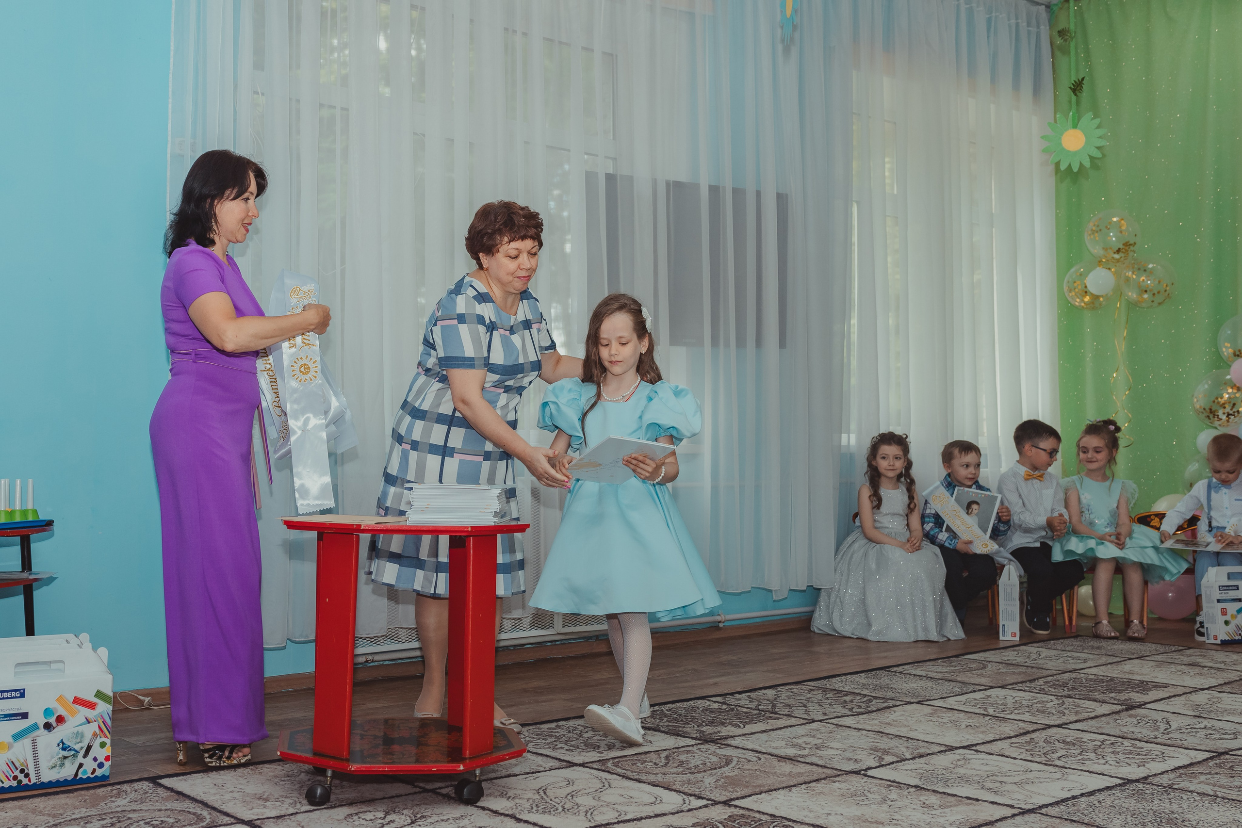 Выпускной Монино. Семейный и домашний фотограф в Москве и МО Королева Валерия