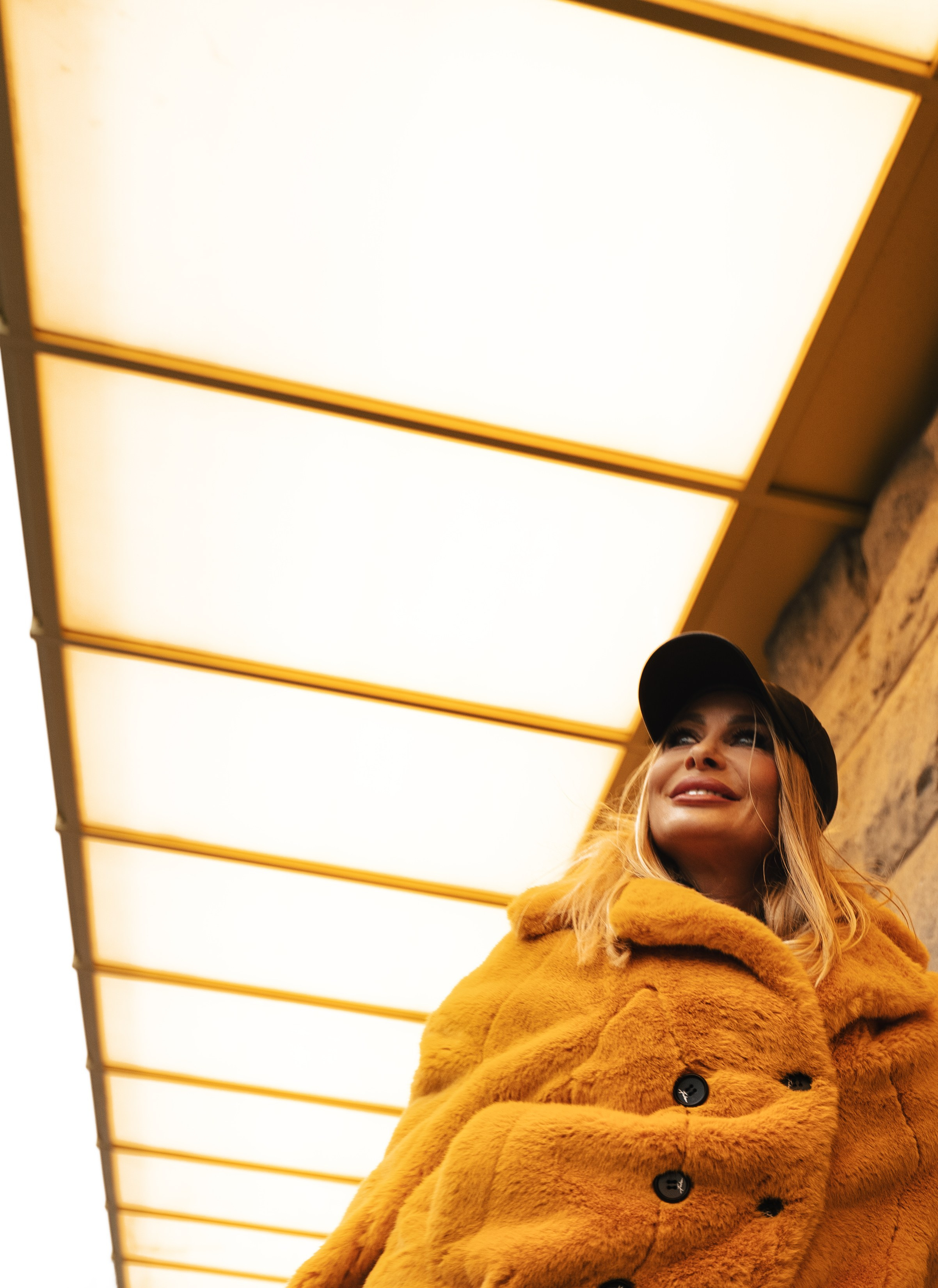 Светлана s t r e e t. Контент фотограф в Москве Кулич Настя