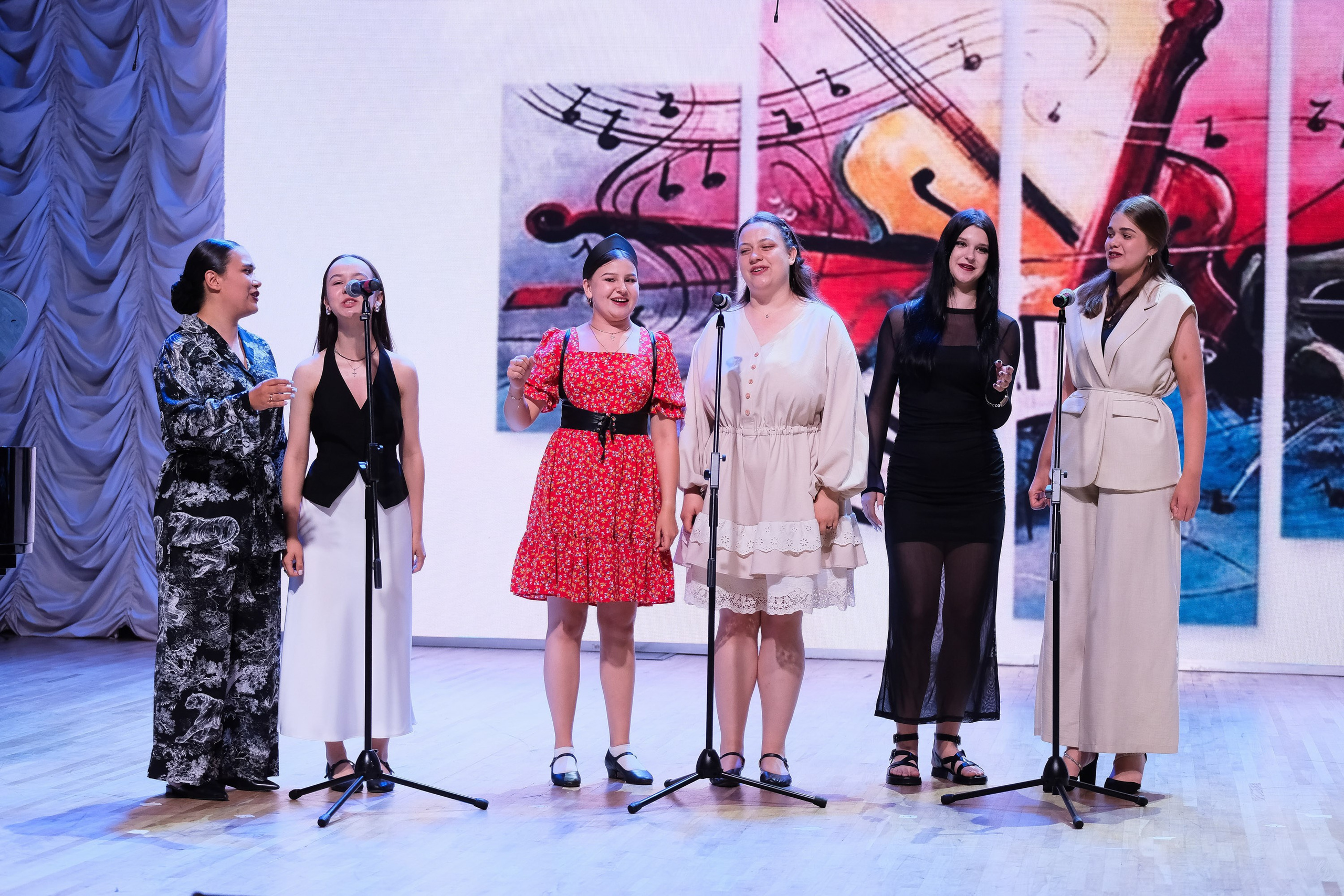 Муз колледж. Фотограф Анатолий Деникин