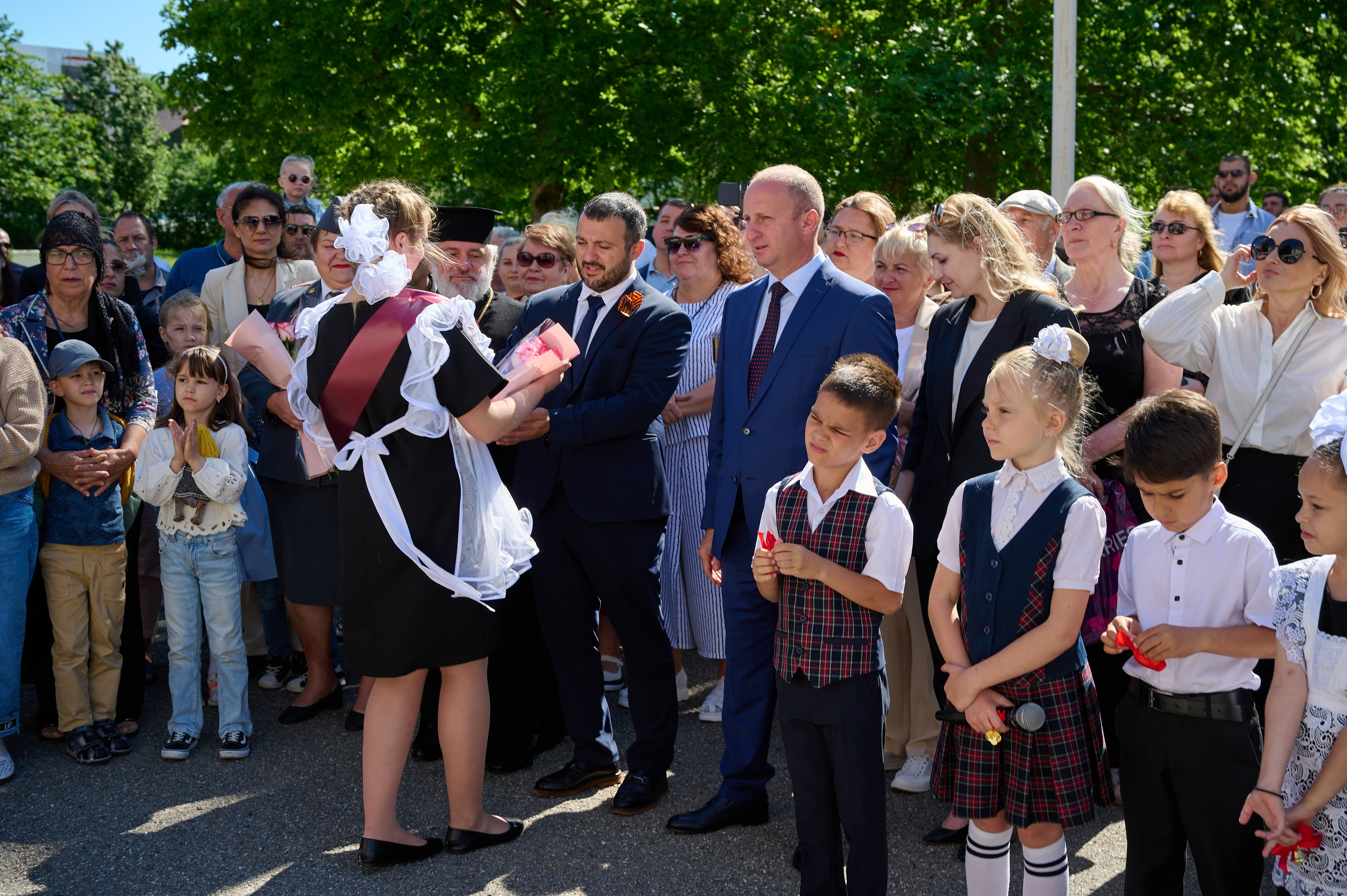 Последний звонок. Жизнь курорта Кабардинка в фотографиях