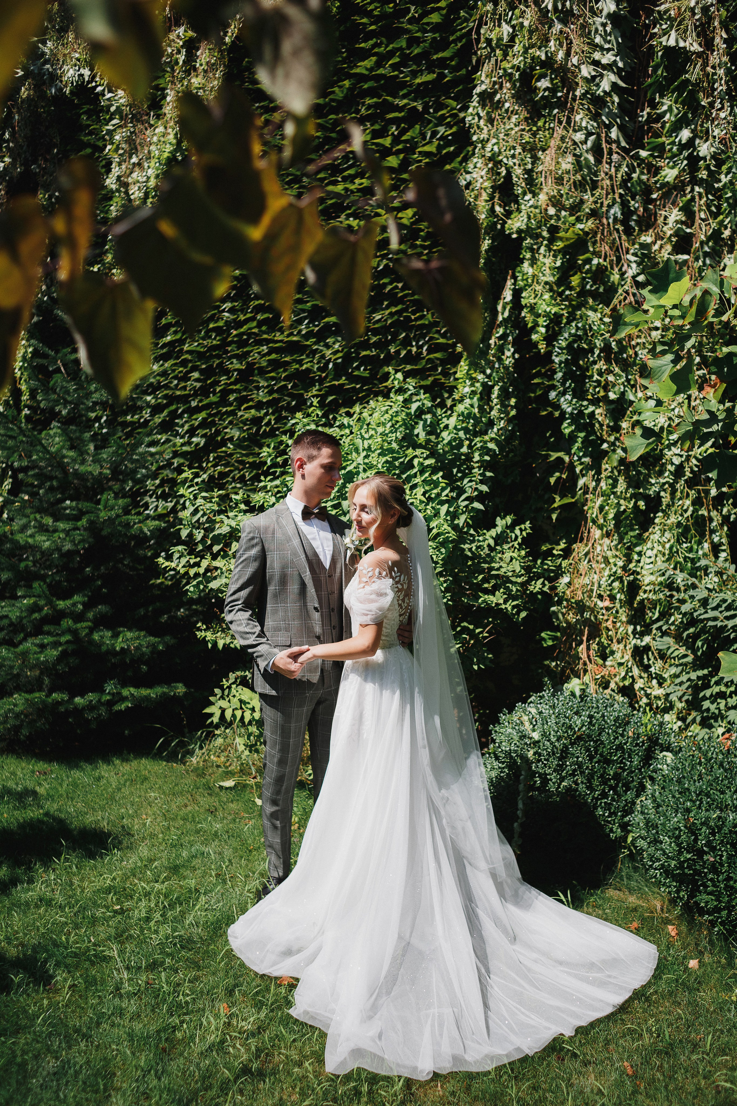 Свадебная съемка Виктора и Анастасии в Голден Хорс в Таганроге. Свадебный и семейный фотограф в Таганроге Бакарюк Антон