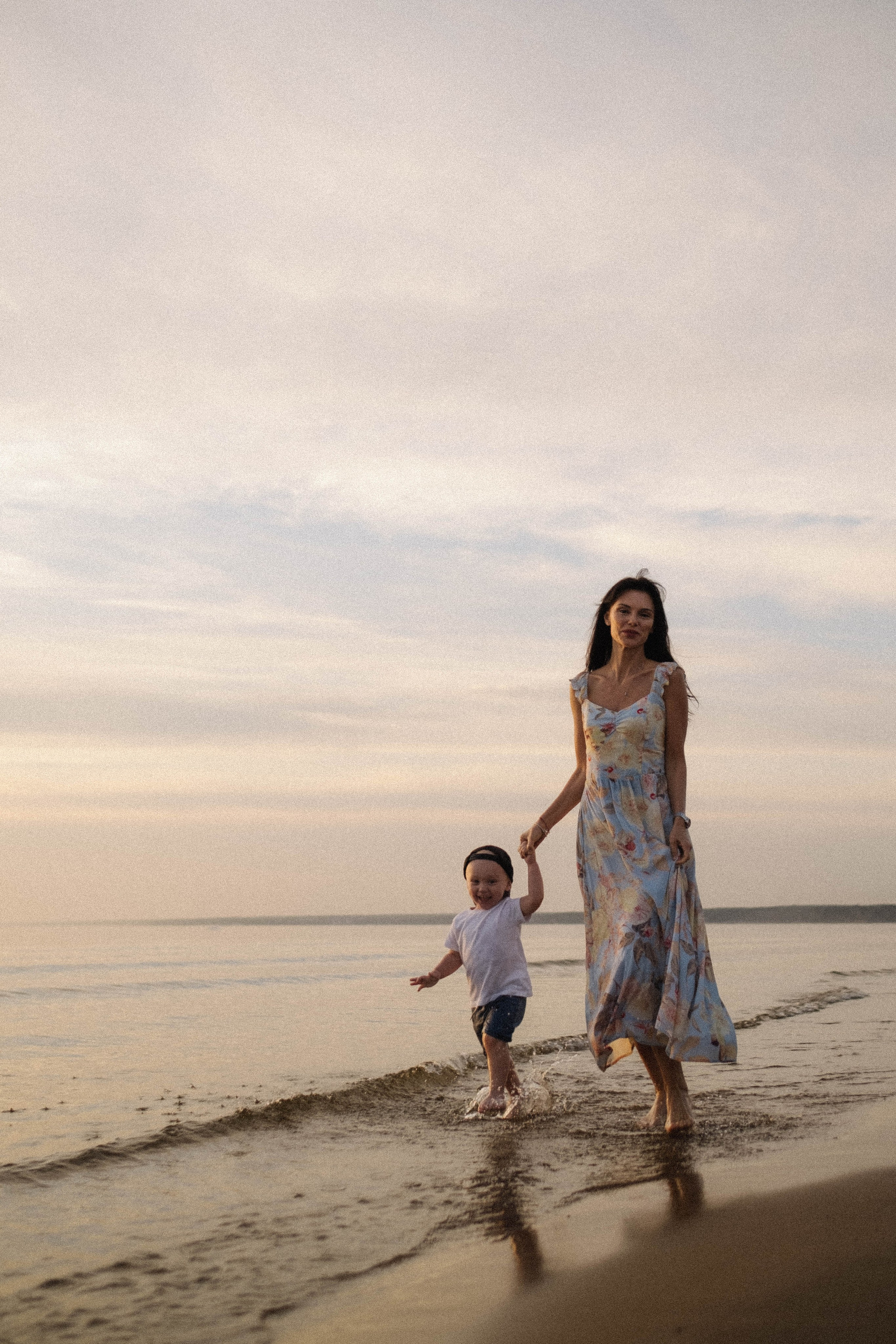 Лена и Герман закат. Семейный фотограф в Санкт-Петербурге Дарья Косянчук