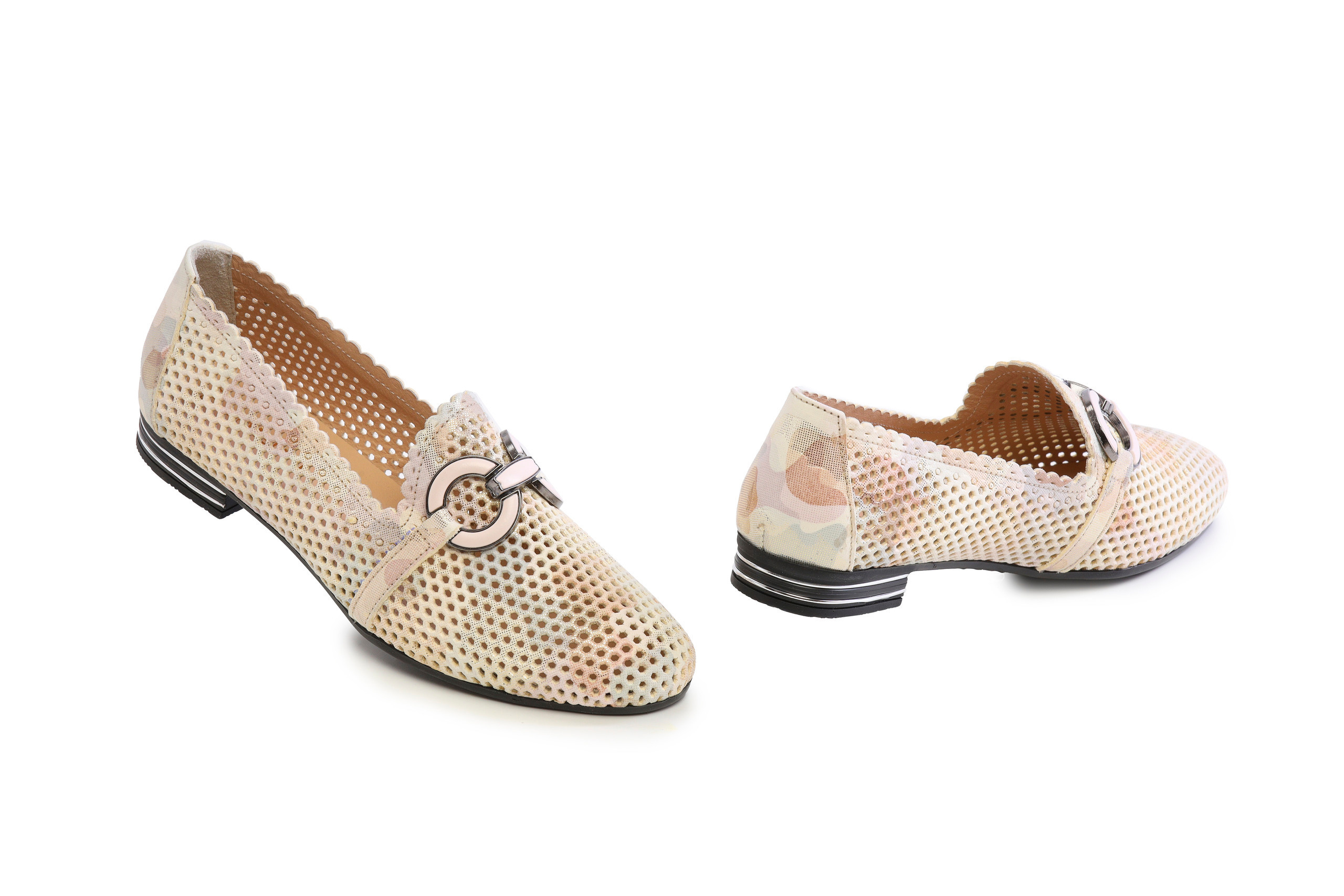 Фотосъемка обуви для интернет магазина. Фотограф в Туле Крупский АнДРей. Фотостудия «КАДР71» в Туле