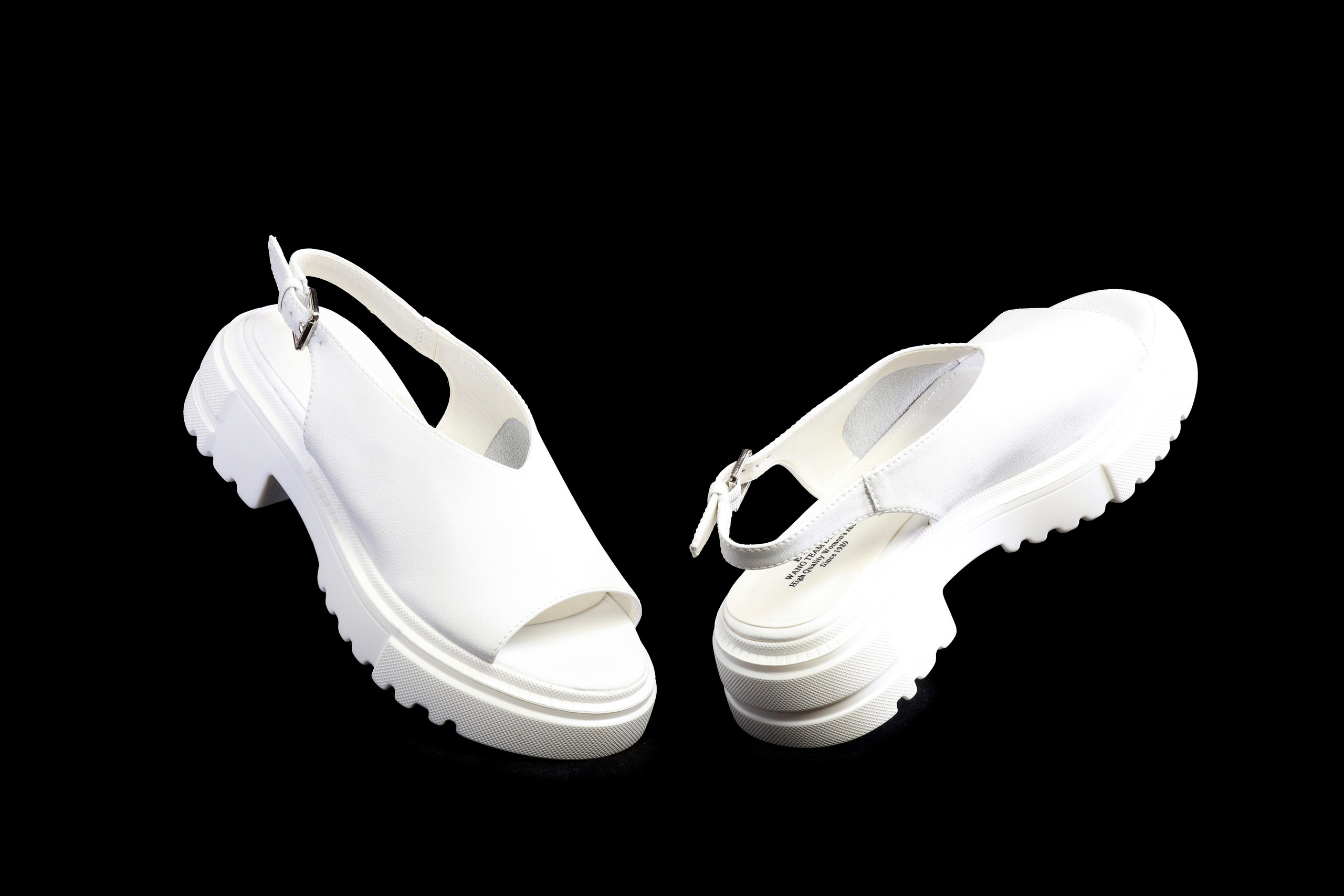 Фотосъемка обуви для интернет магазина. Фотограф в Туле Крупский АнДРей. Фотостудия «КАДР71» в Туле