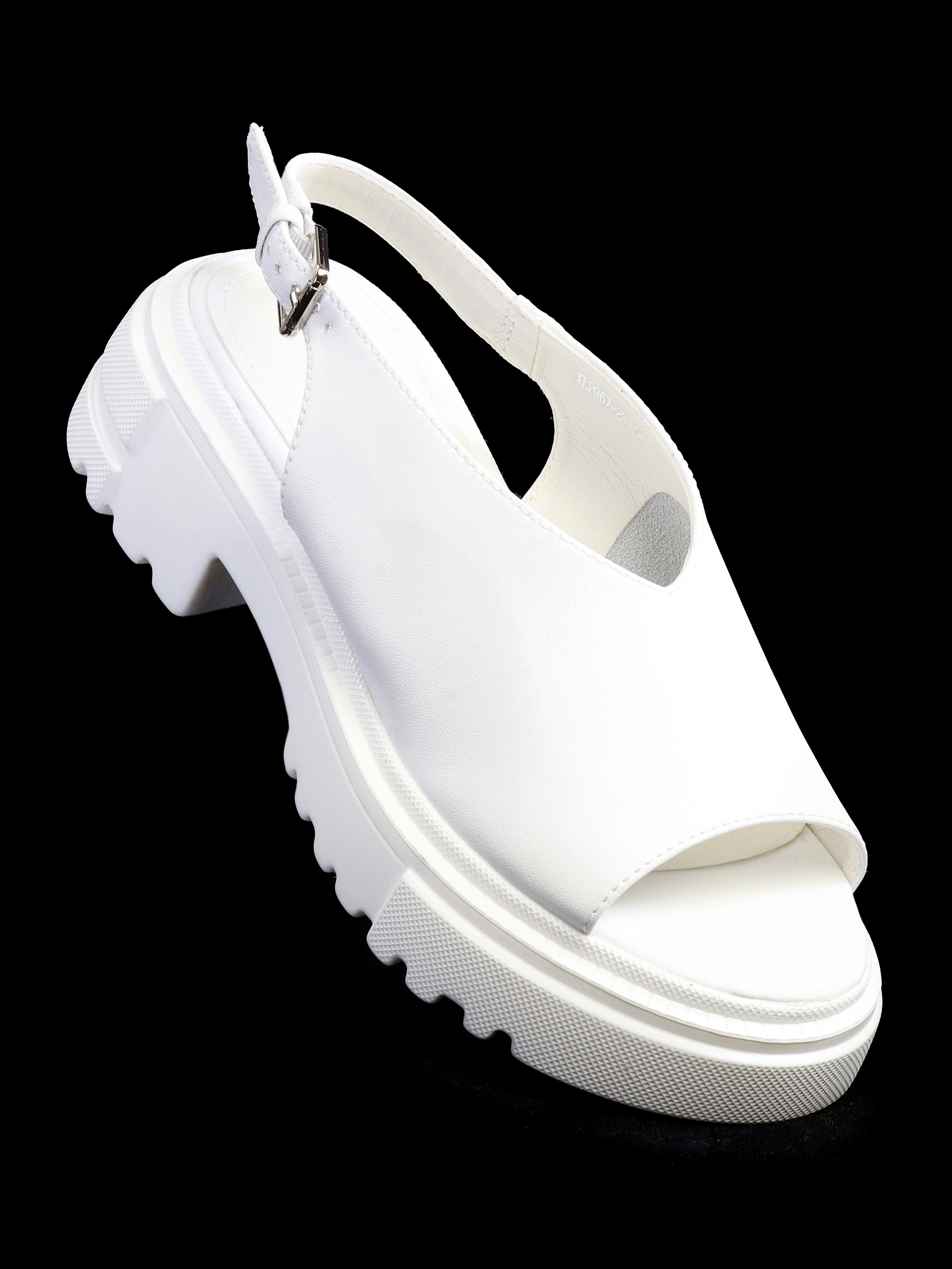 Фотосъемка обуви для интернет магазина. Фотограф в Туле Крупский АнДРей. Фотостудия «КАДР71» в Туле