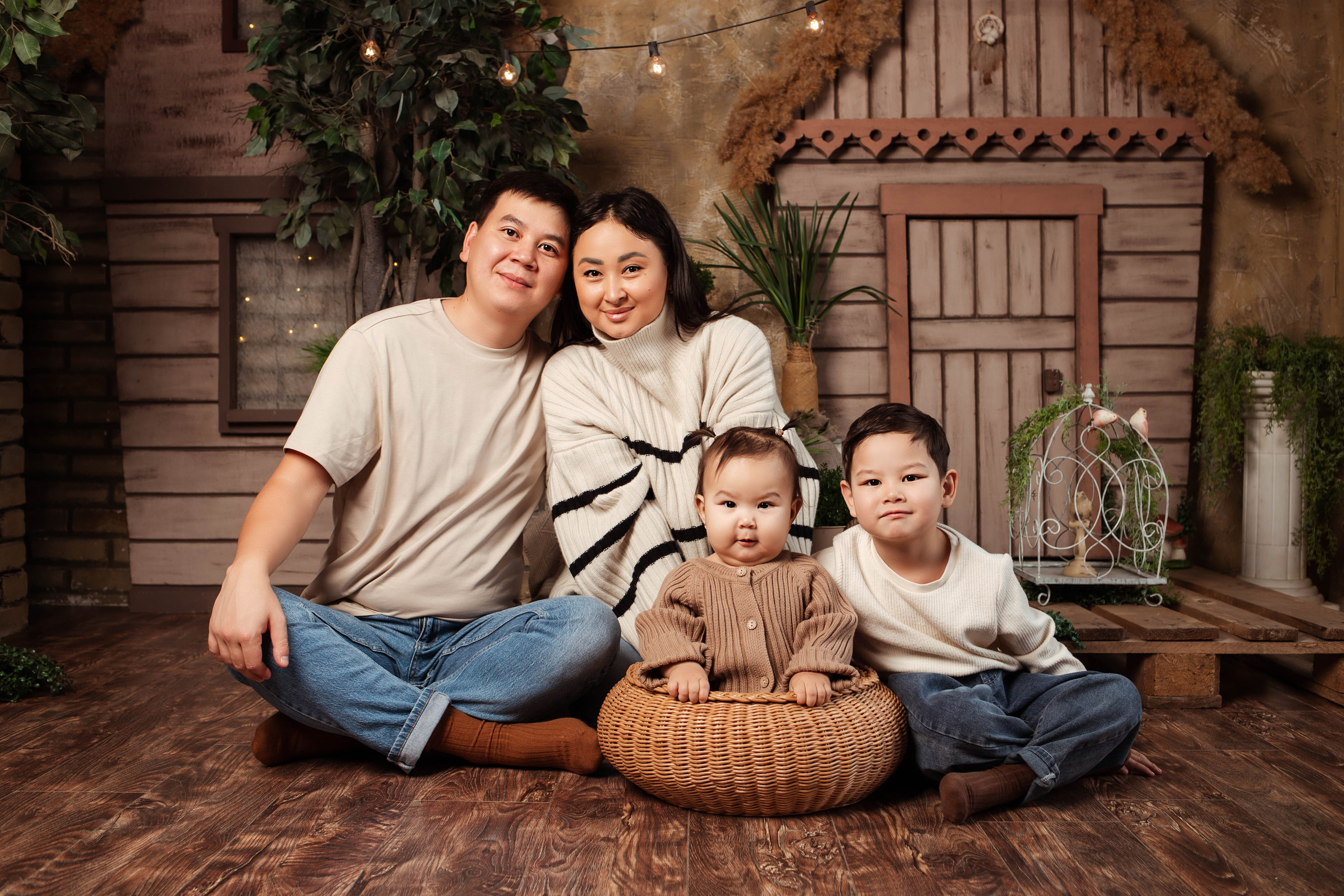 Детская, семейная фотосессия. Фотограф новорожденных в Новосибирске