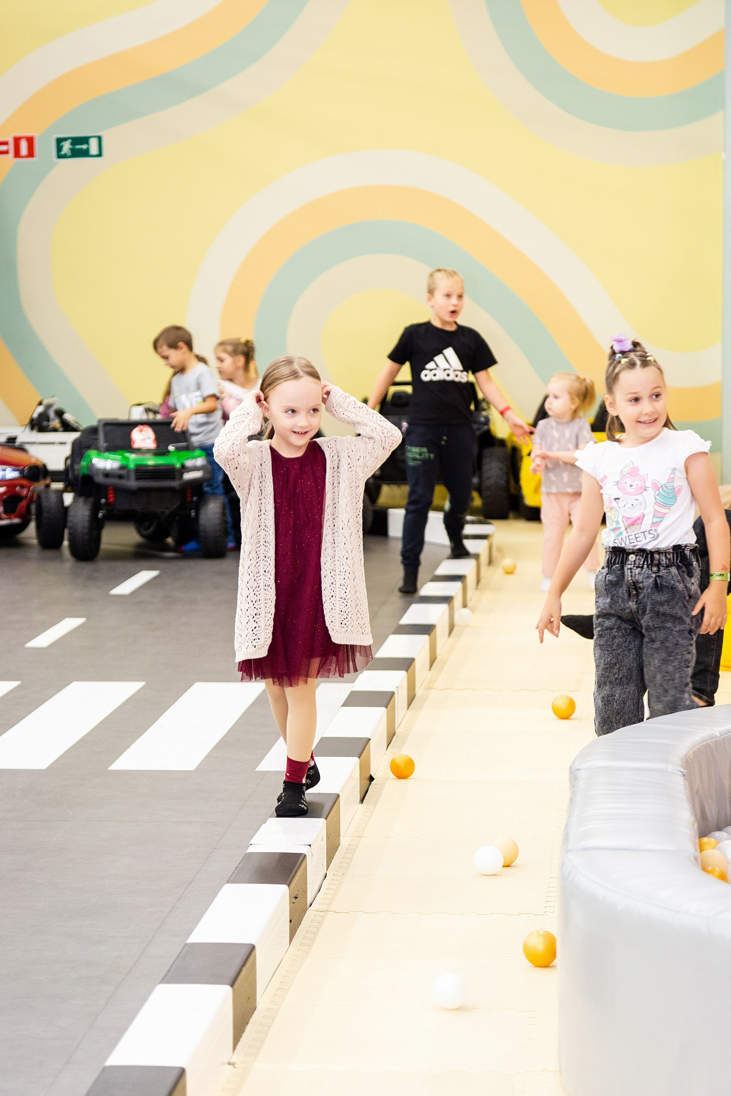 Лиде и Лизе 6 лет. Детский фотограф видеограф в Хабаровске Михаил Орлов