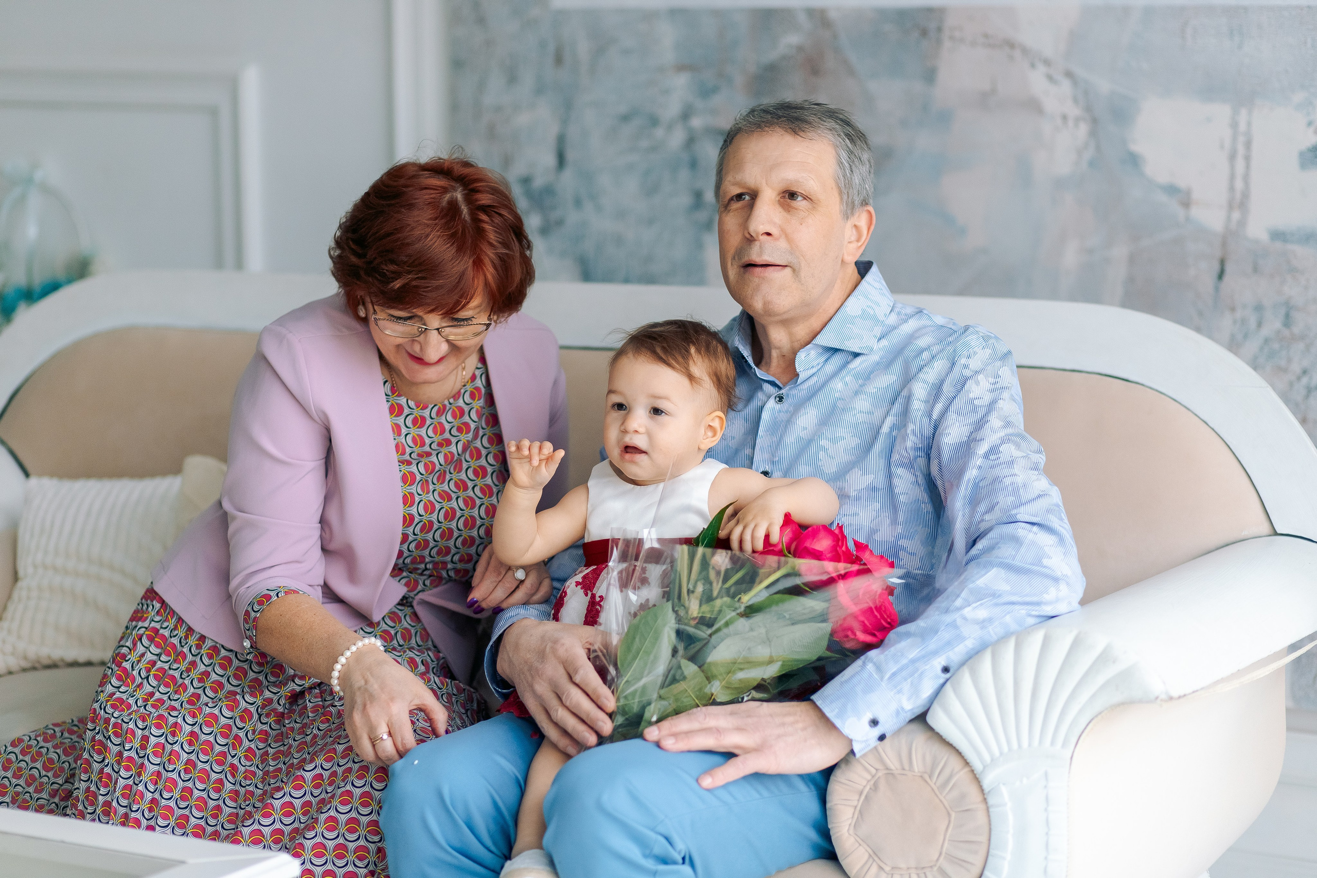 Семейная фотосессия первый тортик для малышки в фотостудии. Фотограф в Санкт-Петербурге, Анна Скворцова