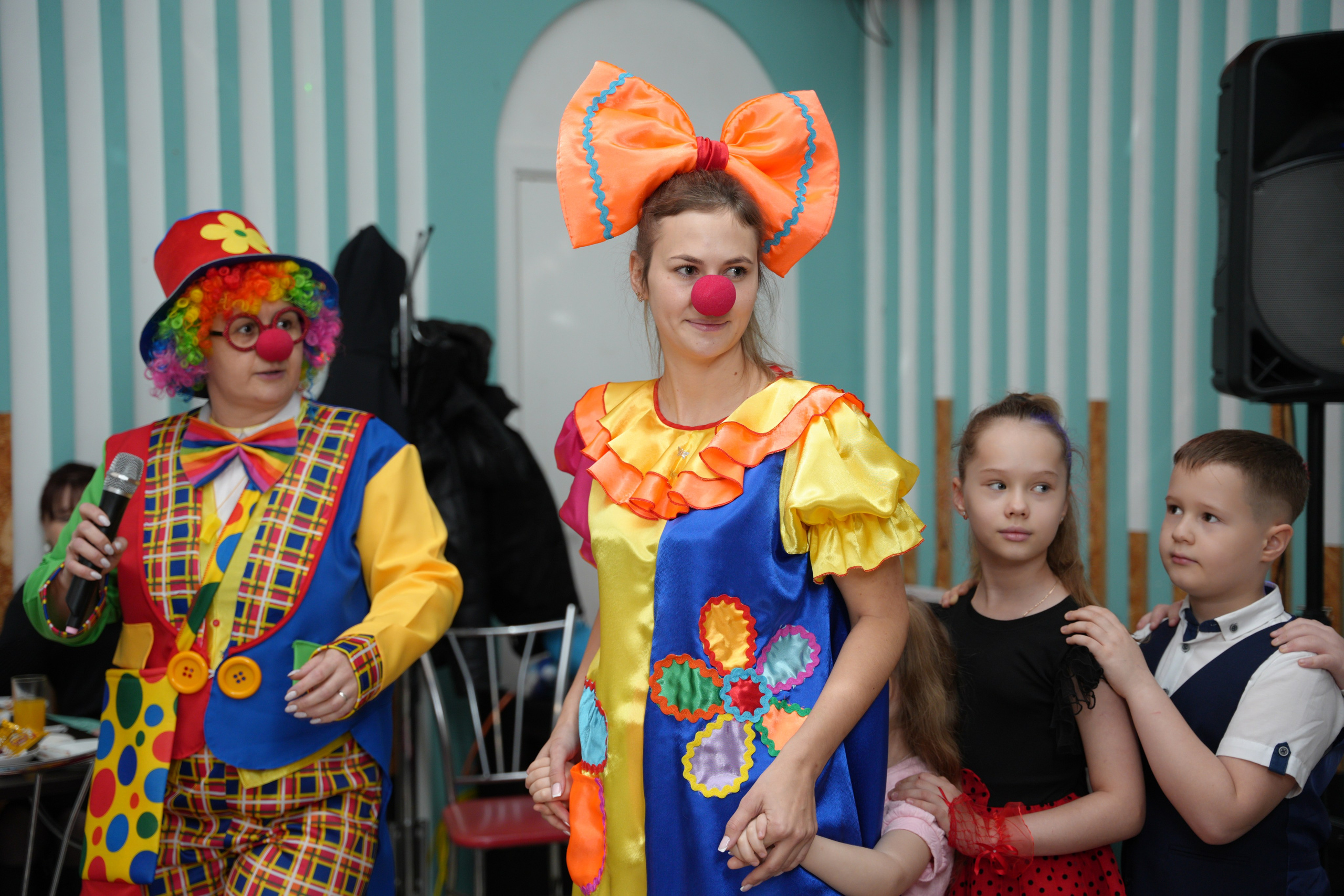 Социально —благотворительная акция «Ты в этом мире не один», посвященная Международному дню инвалидов. ВЫПУСКНЫЕ АЛЬБОМЫ, Школьный фотограф, семейный и свадебный в Саратове и области Ольга Плаксина