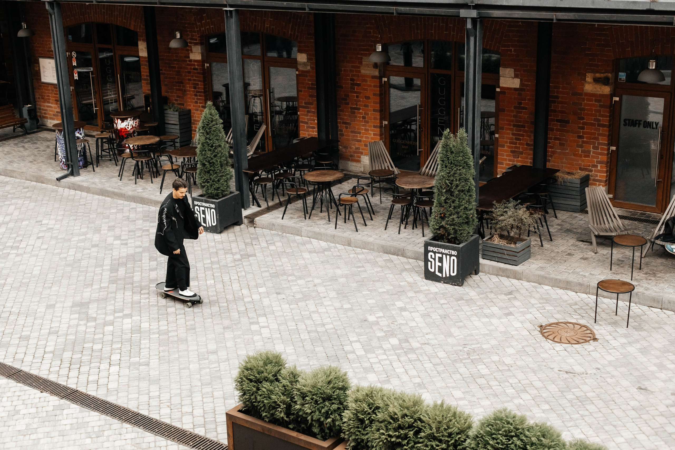 BlackWhiteRed. Нияз Саляхов фотограф Казань Татарстан